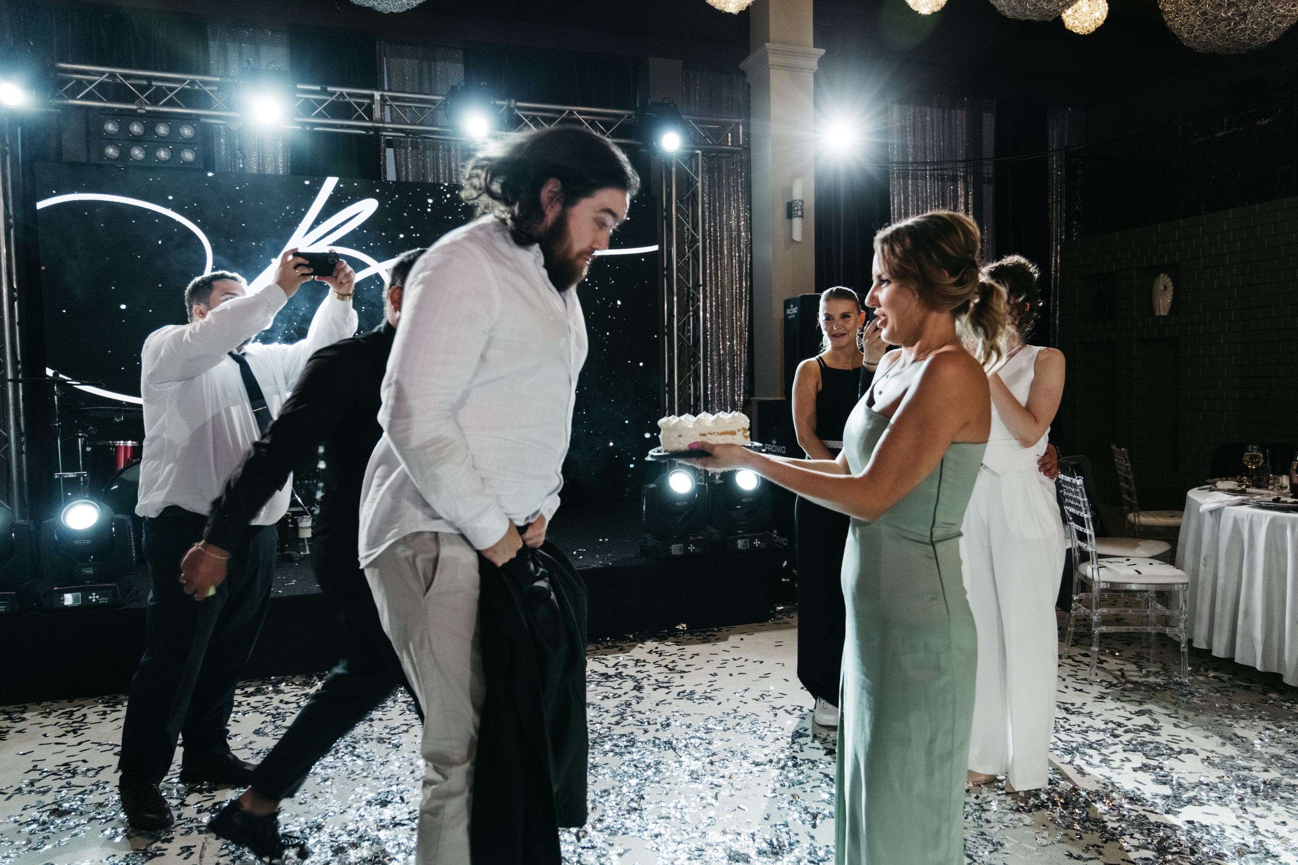 Полина и Влад. Репортажный и свадебный фотограф в Сургуте