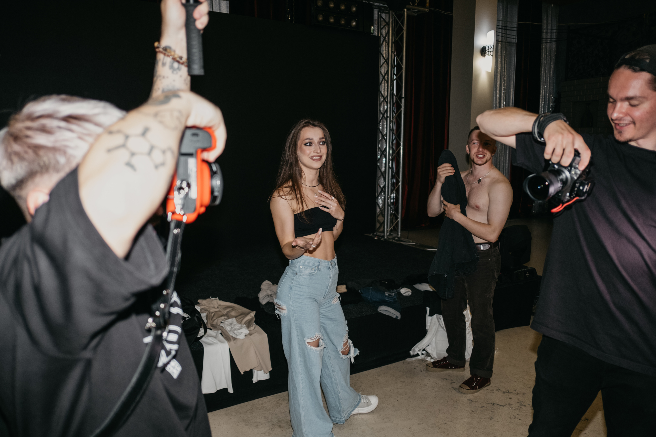 Dance clip, Vinoteca 2.07.23. Репортажный и свадебный фотограф в Сургуте