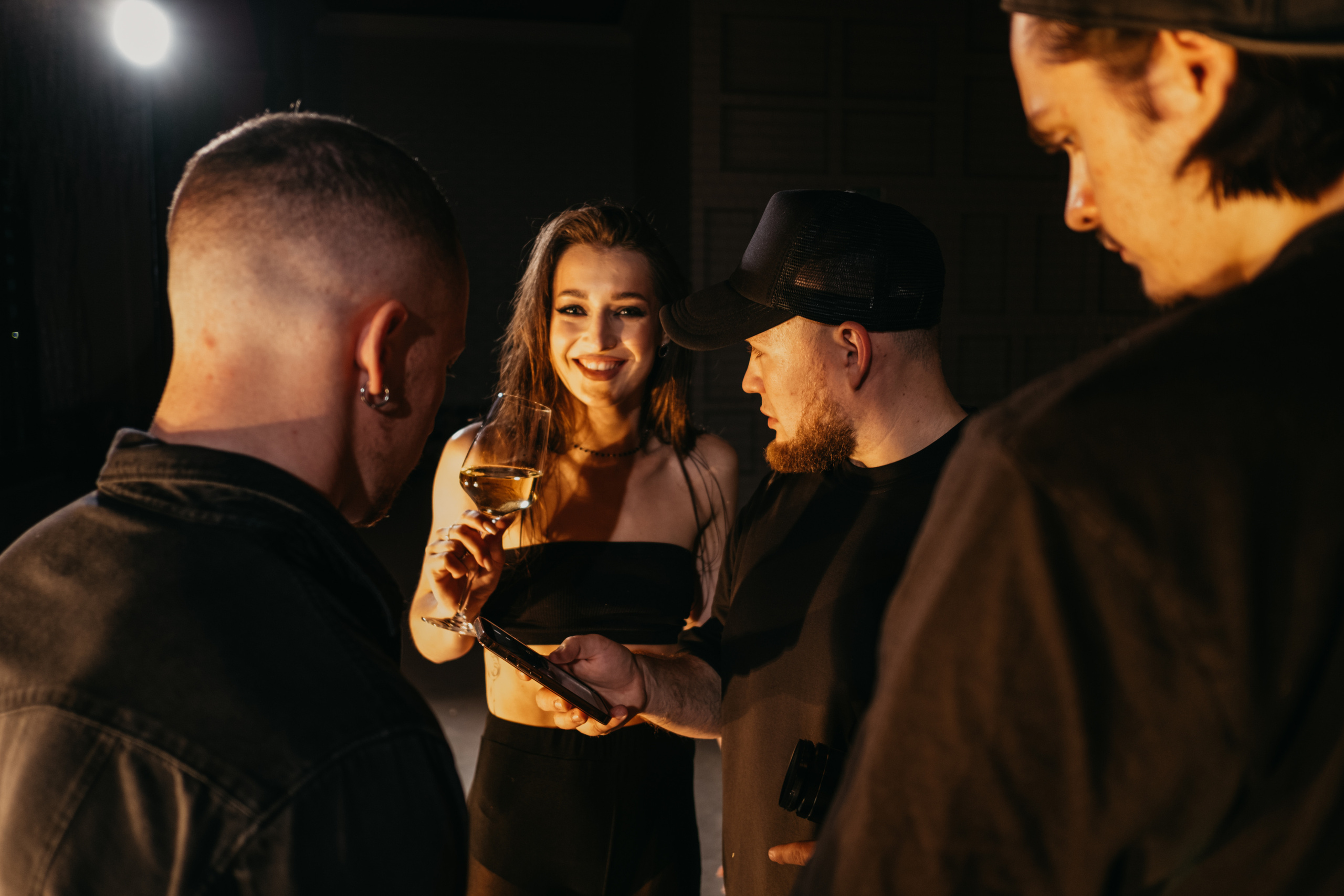 Dance clip, Vinoteca 2.07.23. Репортажный и свадебный фотограф в Сургуте