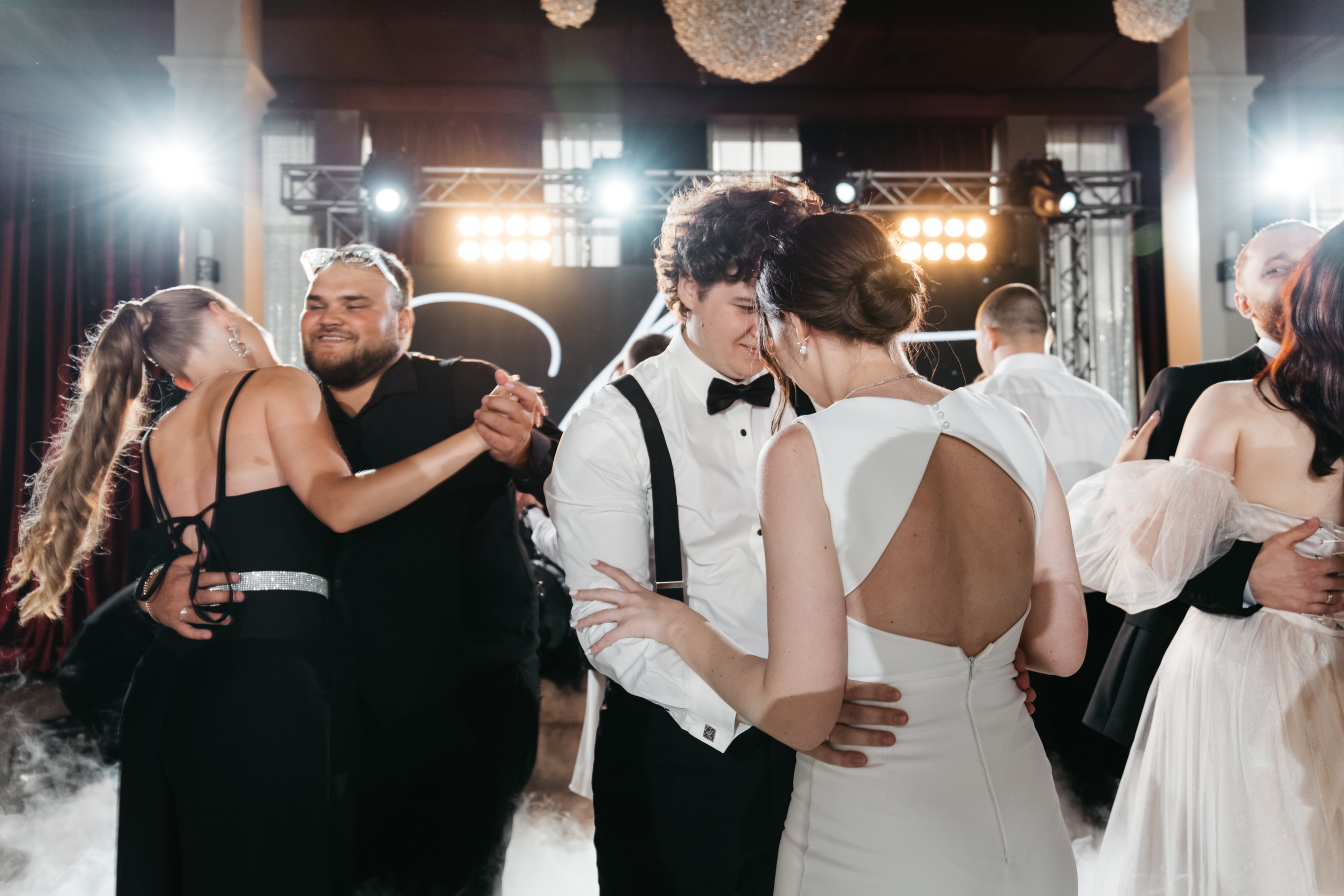 Полина и Влад. Репортажный и свадебный фотограф в Сургуте