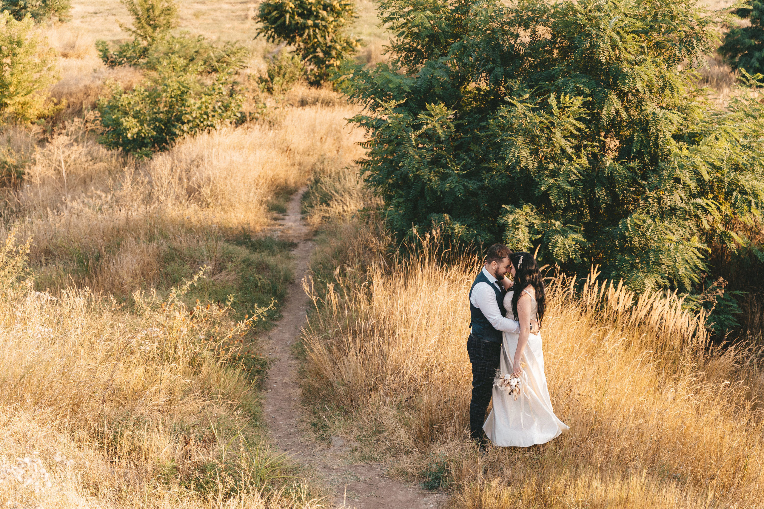 Берег реки. Свадебный и семейный фотограф в Краснодаре Миненко Кристина