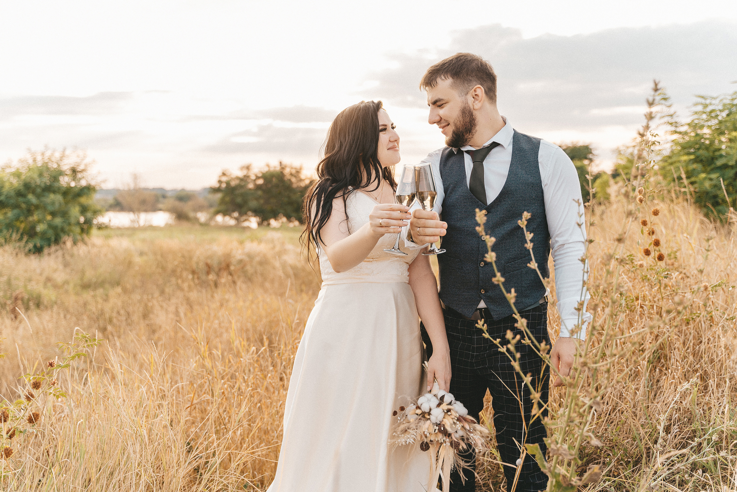 Берег реки. Свадебный и семейный фотограф в Краснодаре Миненко Кристина