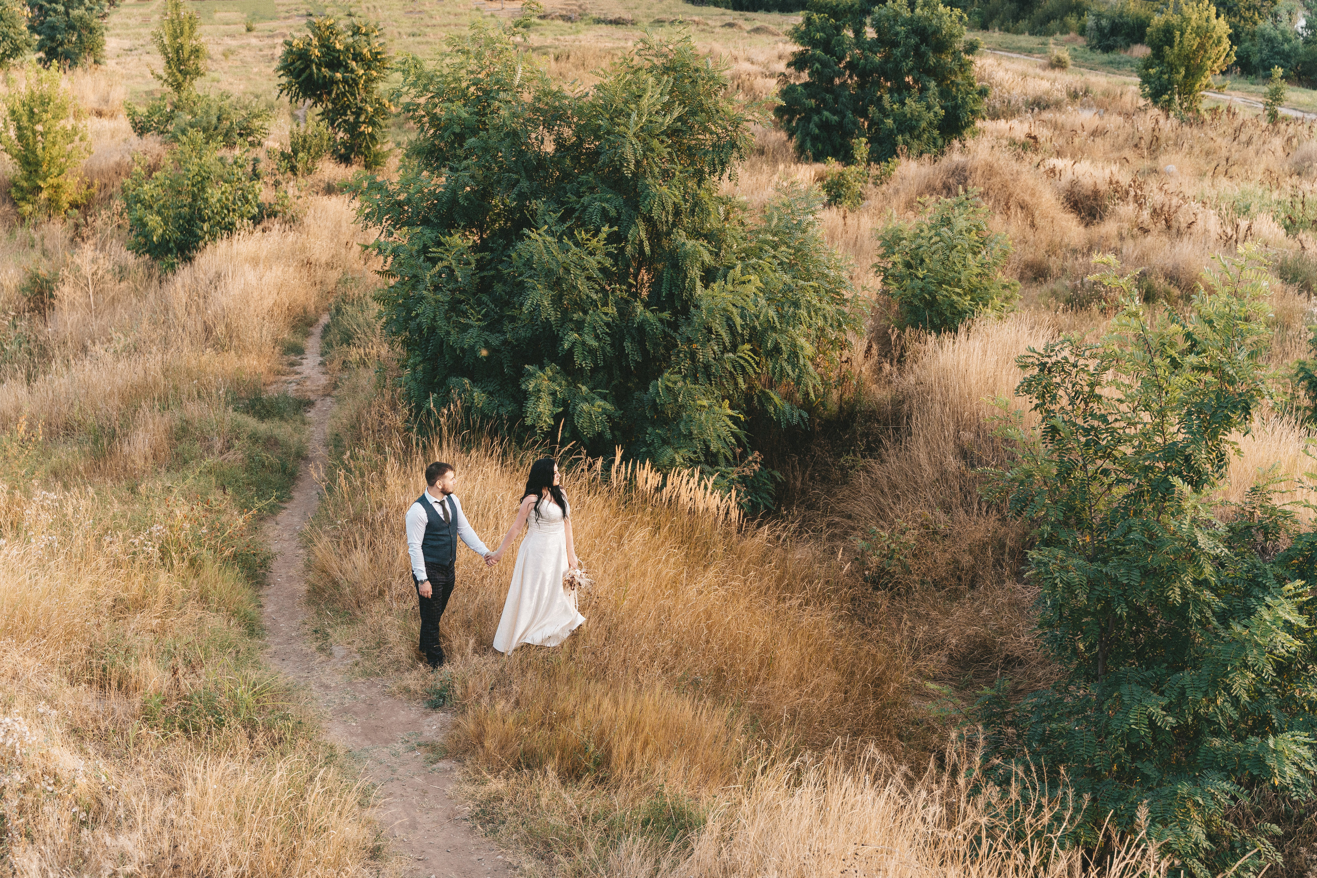 Берег реки. Свадебный и семейный фотограф в Краснодаре Миненко Кристина