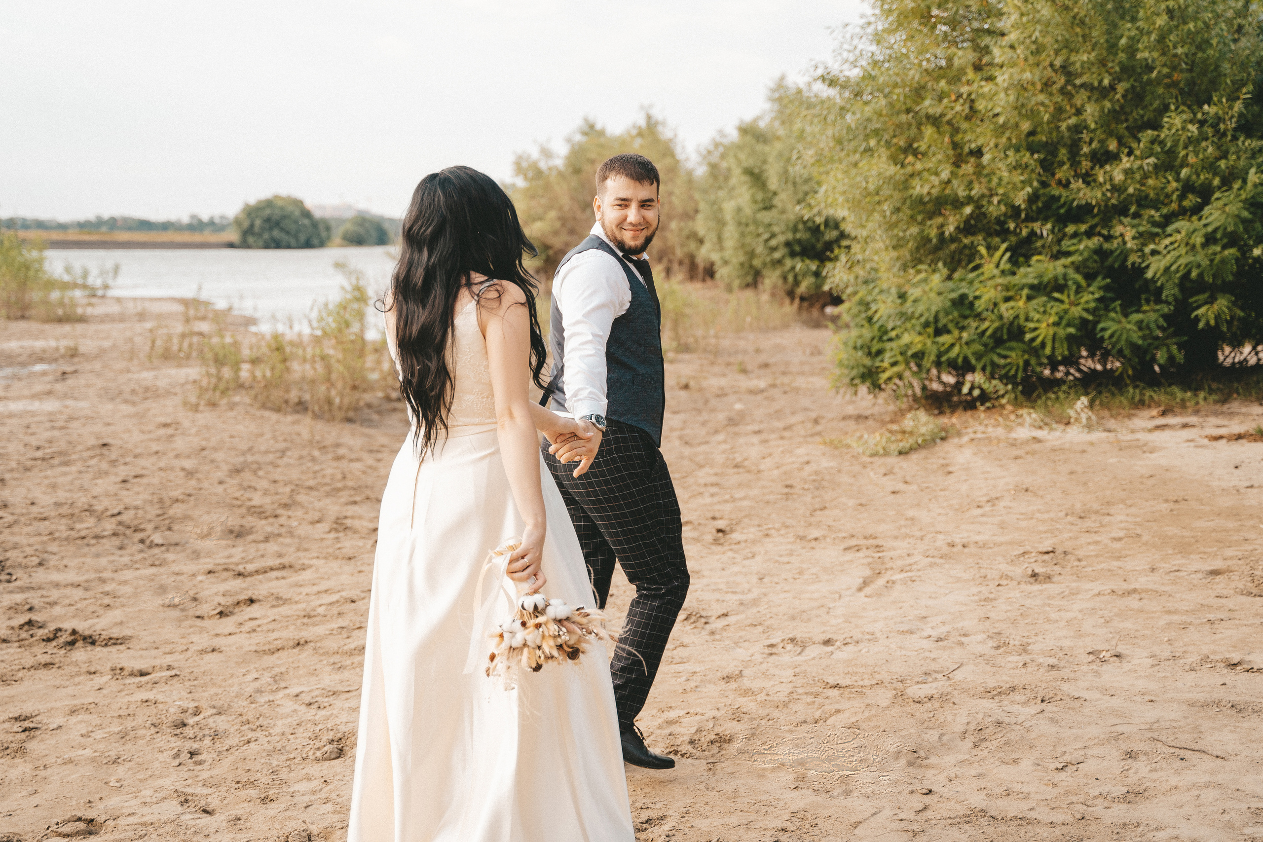 Берег реки. Свадебный и семейный фотограф в Краснодаре Миненко Кристина