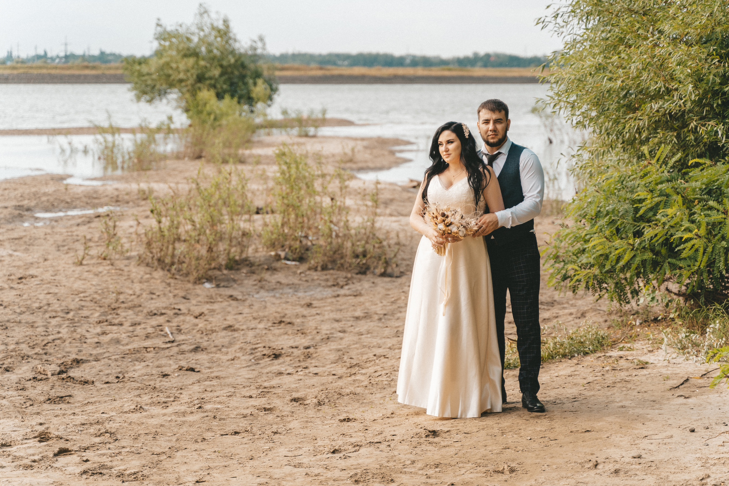 Берег реки. Свадебный и семейный фотограф в Краснодаре Миненко Кристина