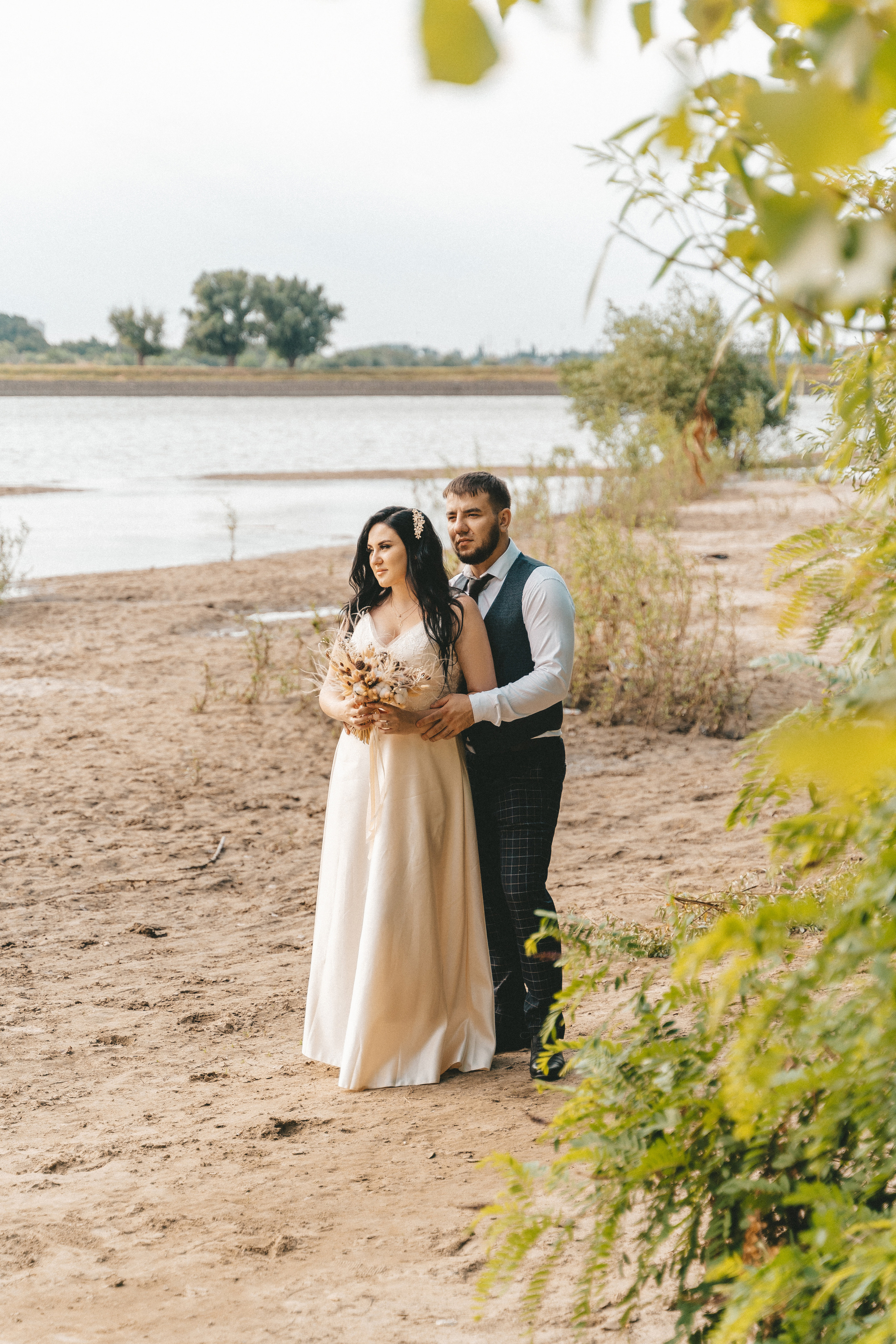 Берег реки. Свадебный и семейный фотограф в Краснодаре Миненко Кристина