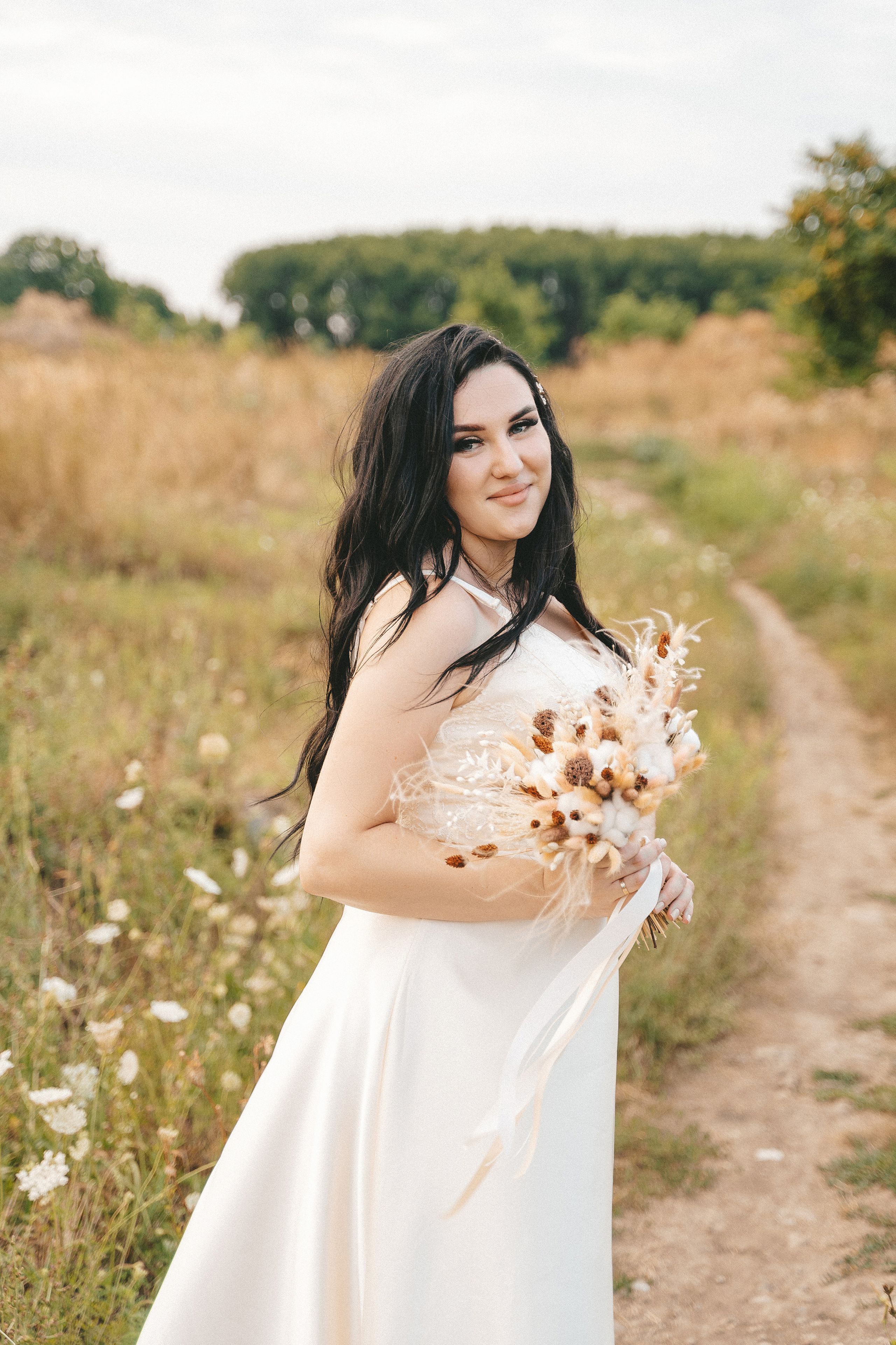 Берег реки. Свадебный и семейный фотограф в Краснодаре Миненко Кристина