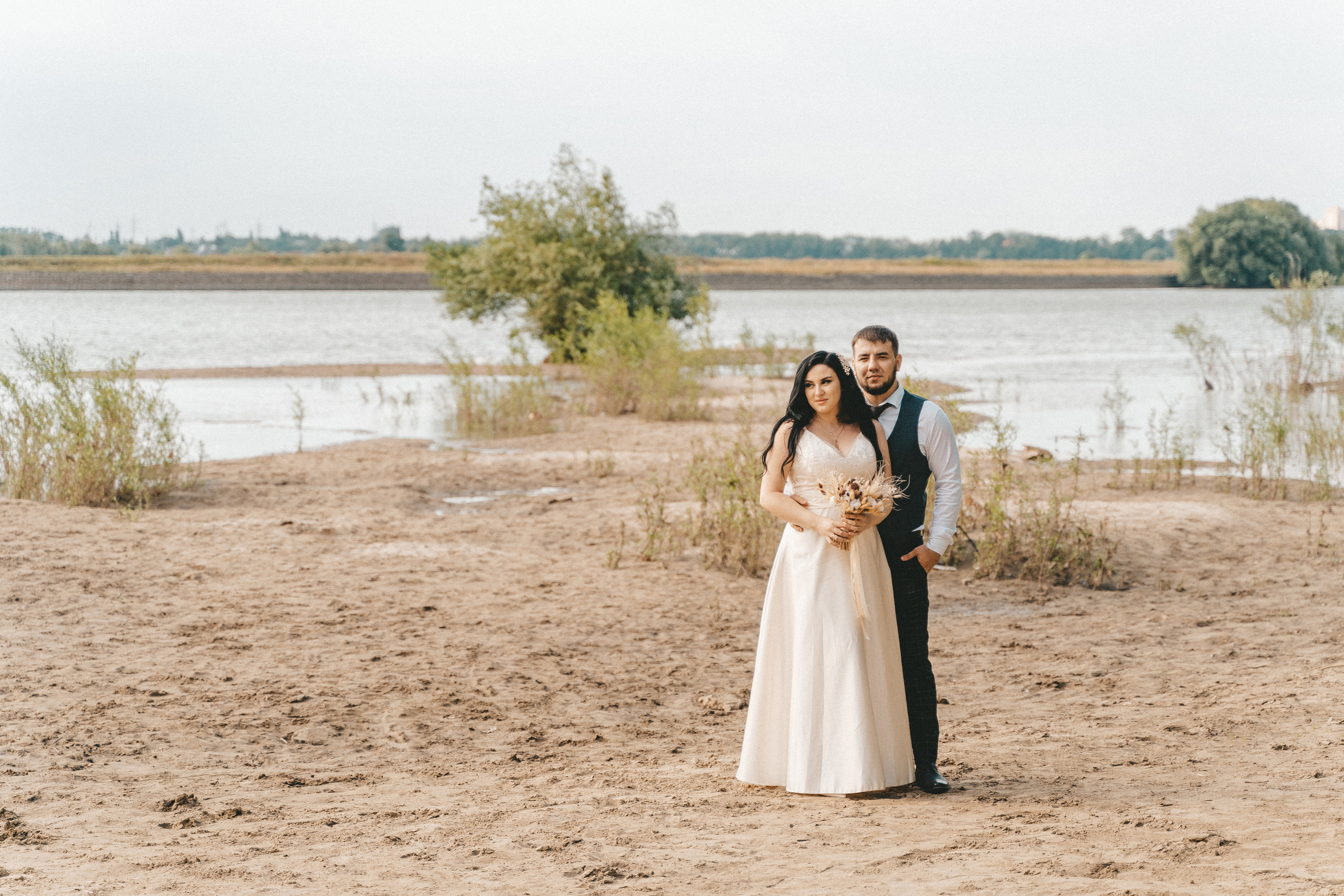 Берег реки. Свадебный и семейный фотограф в Краснодаре Миненко Кристина