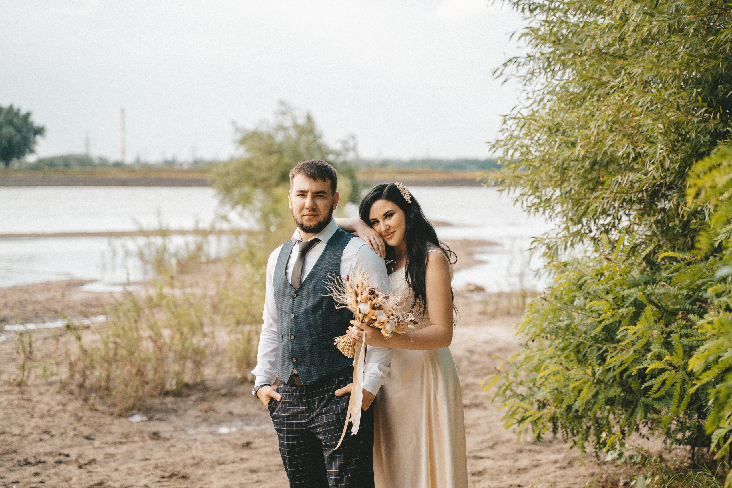 Берег реки. Свадебный и семейный фотограф в Краснодаре Миненко Кристина