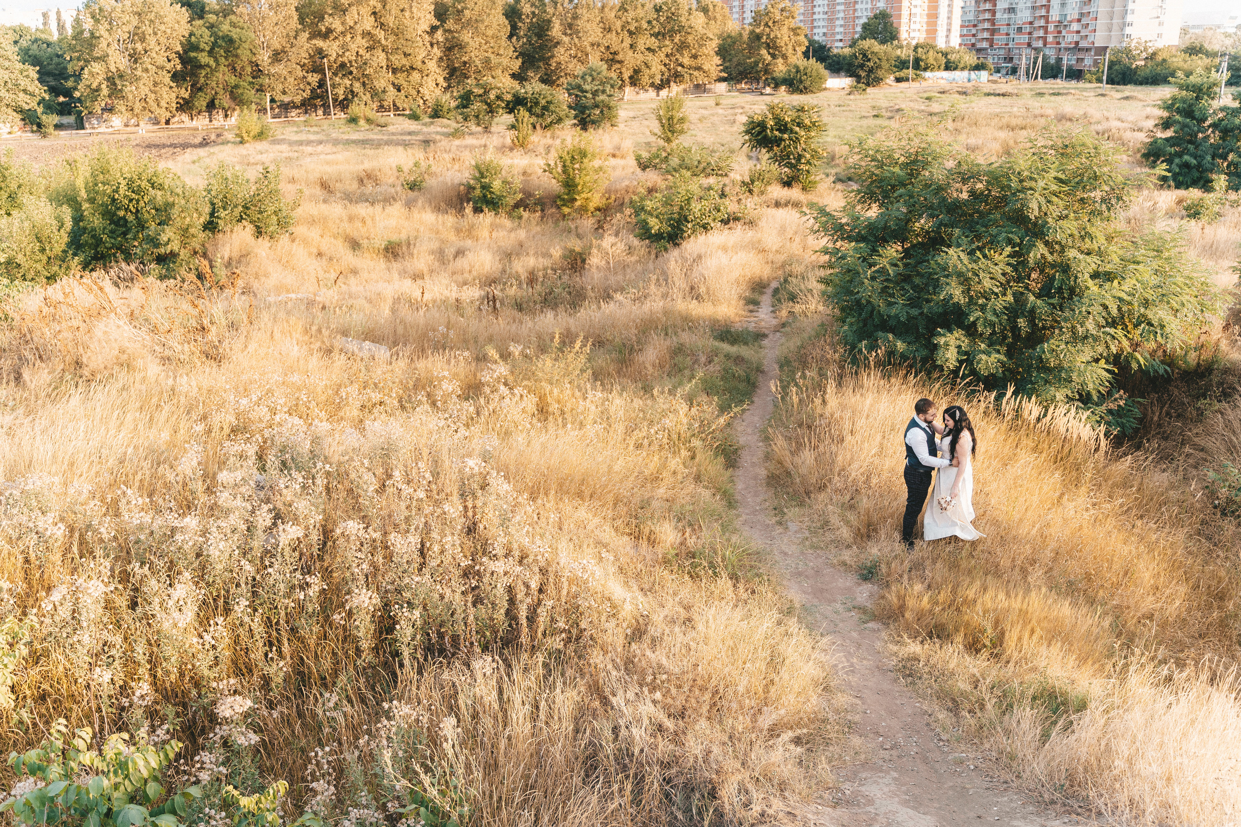 Берег реки. Свадебный и семейный фотограф в Краснодаре Миненко Кристина