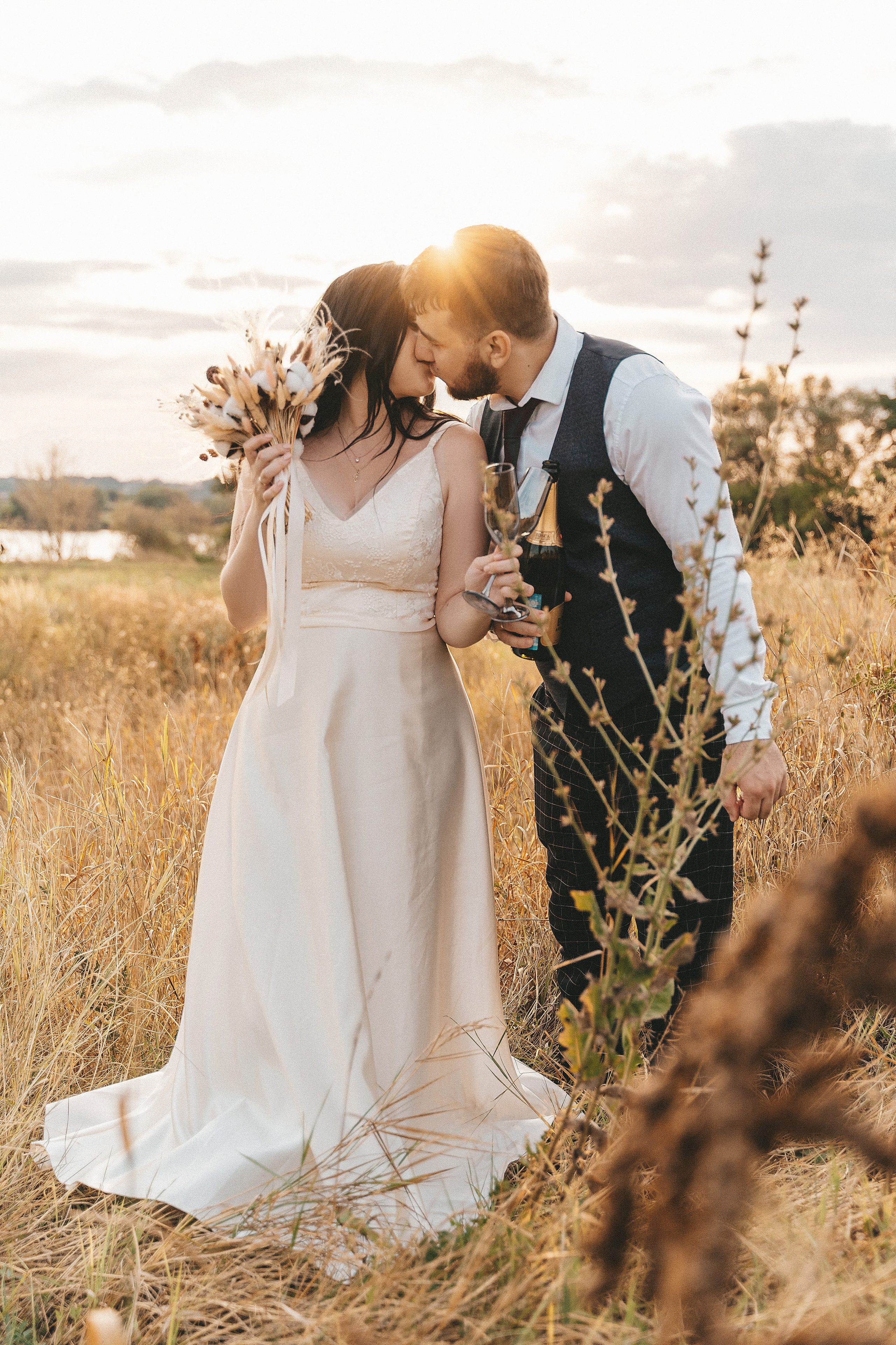 Берег реки. Свадебный и семейный фотограф в Краснодаре Миненко Кристина