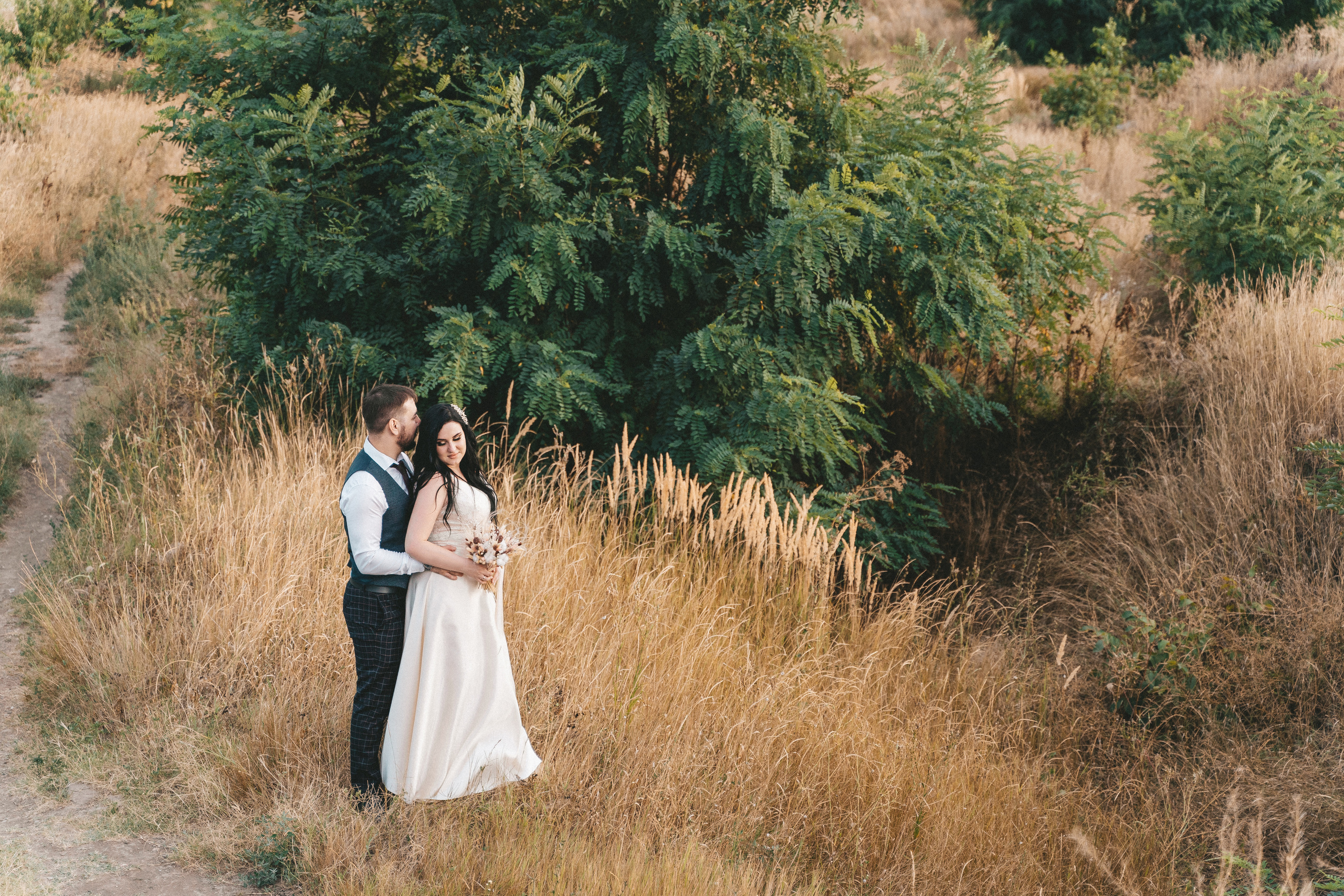 Берег реки. Свадебный и семейный фотограф в Краснодаре Миненко Кристина