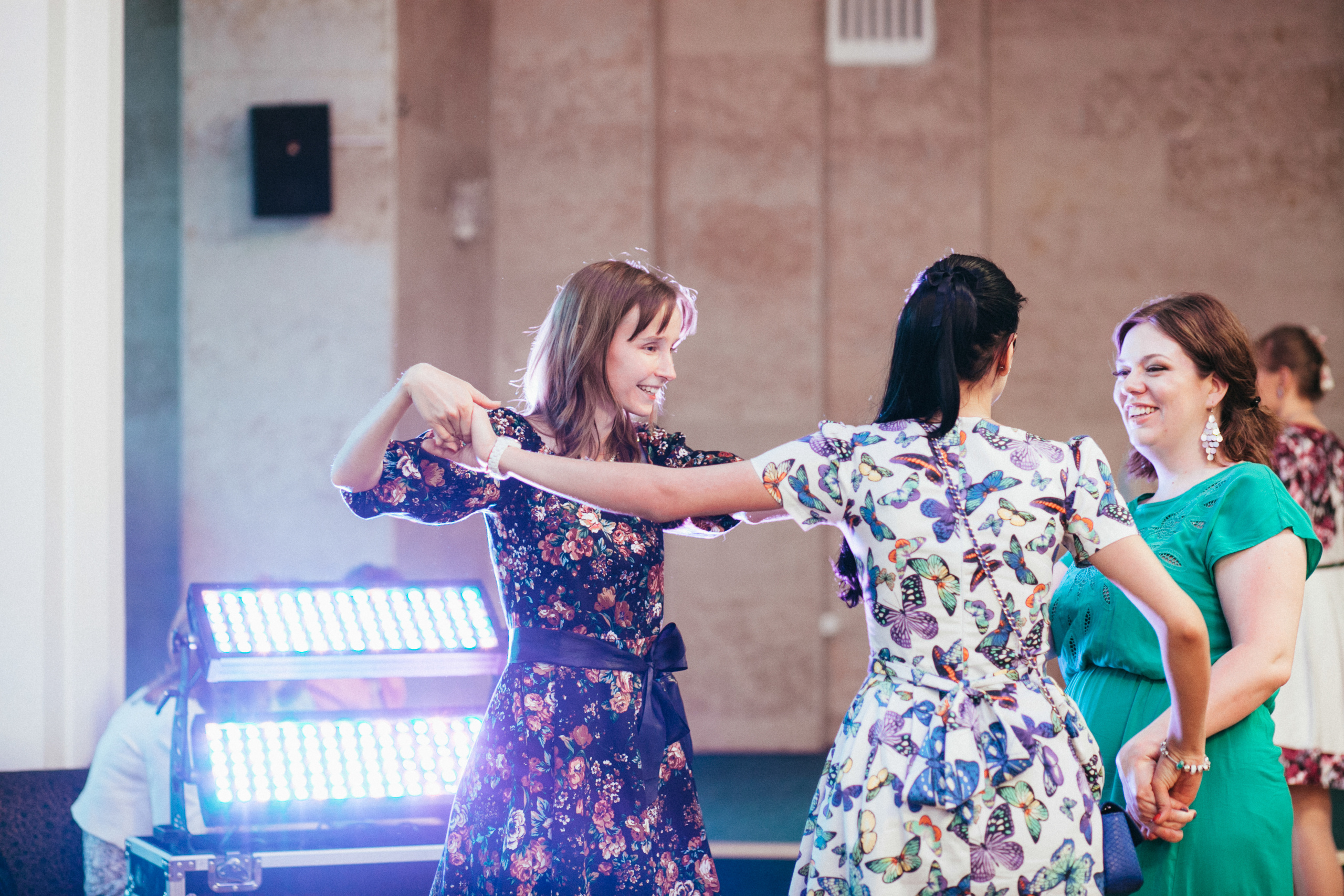 Дима и Настя. Алматы. Санаторий Алатау. Свадебный фотограф в Алматы Николай Киреев