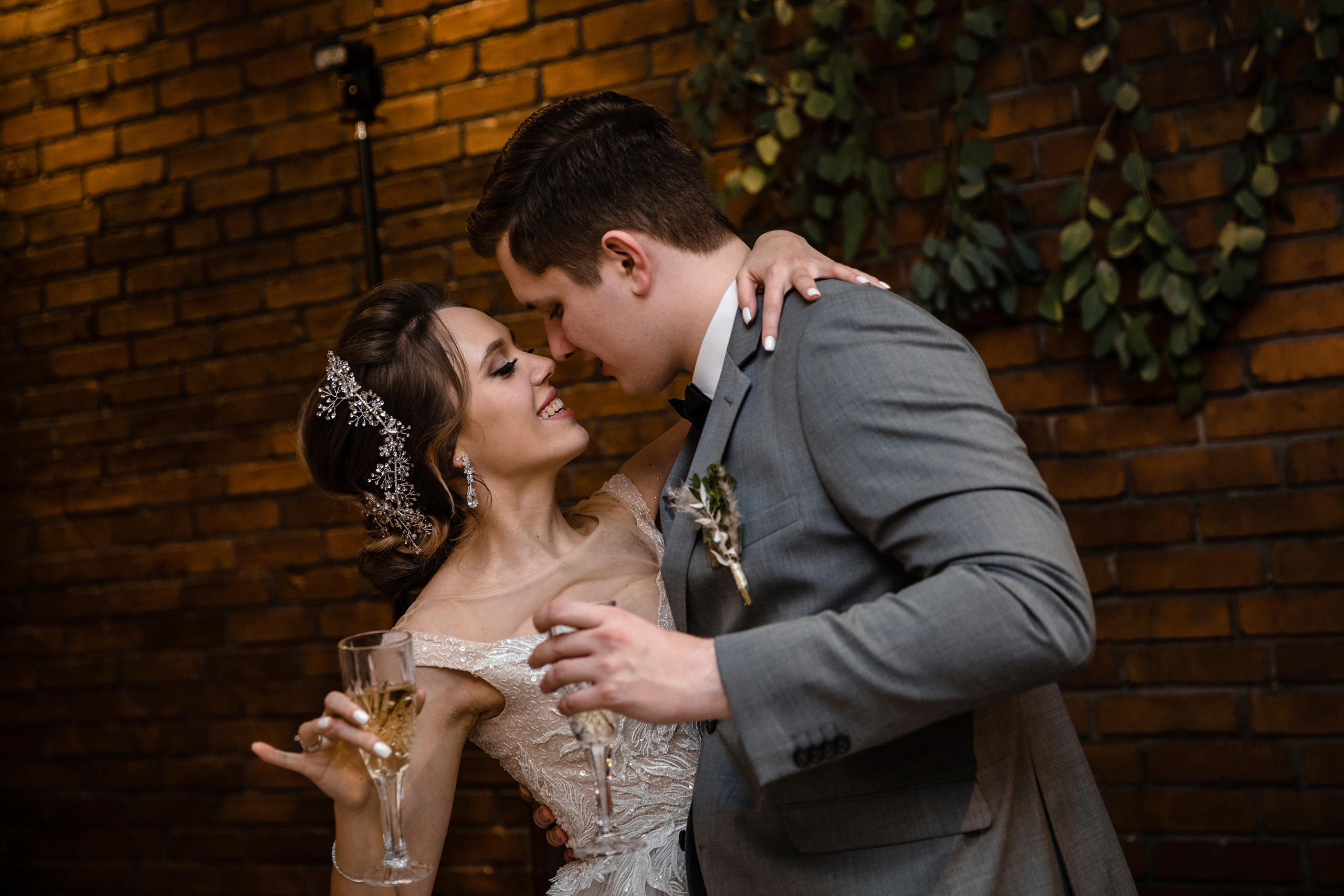 Танец жениха и невесты