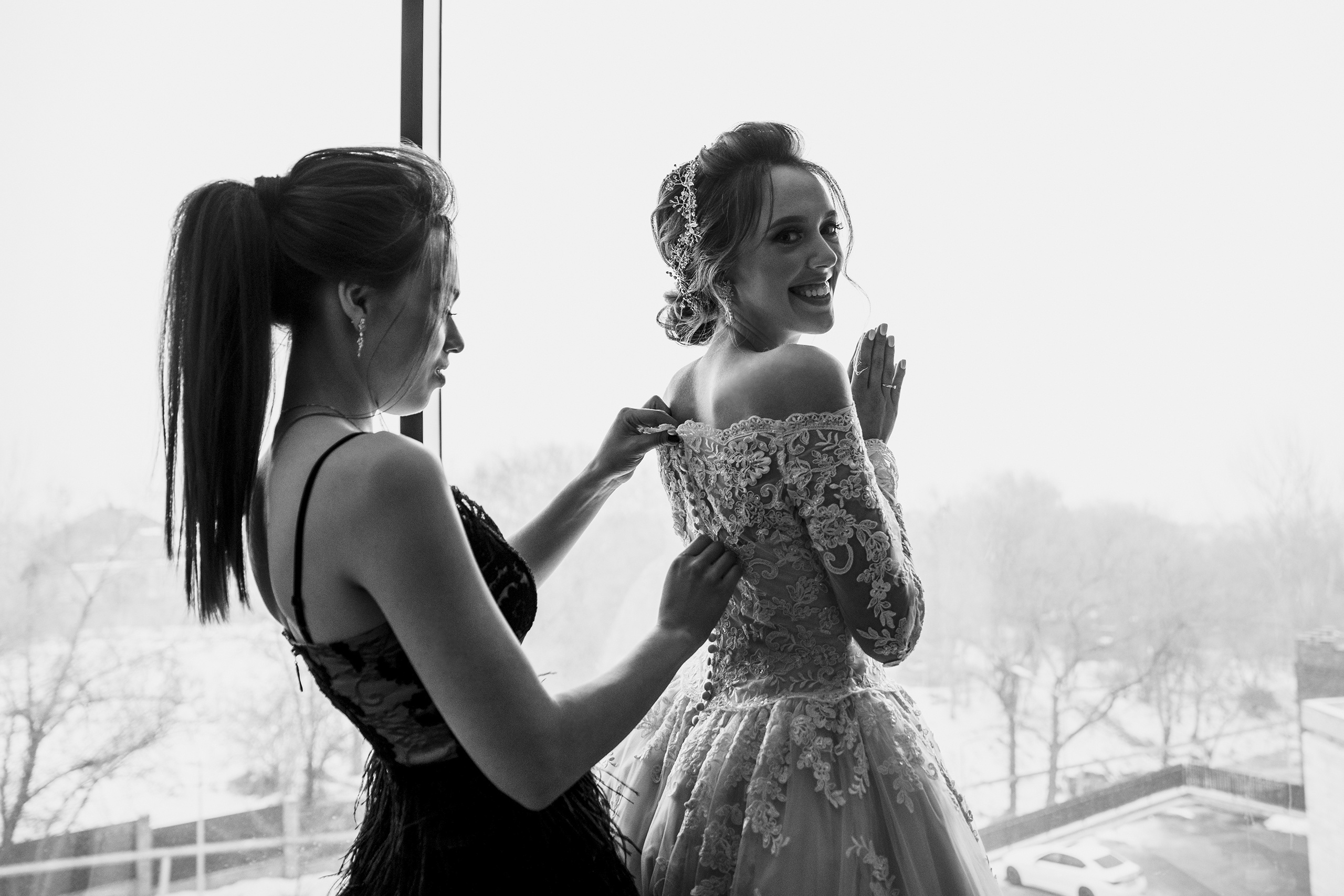 Невеста в свадебном платье