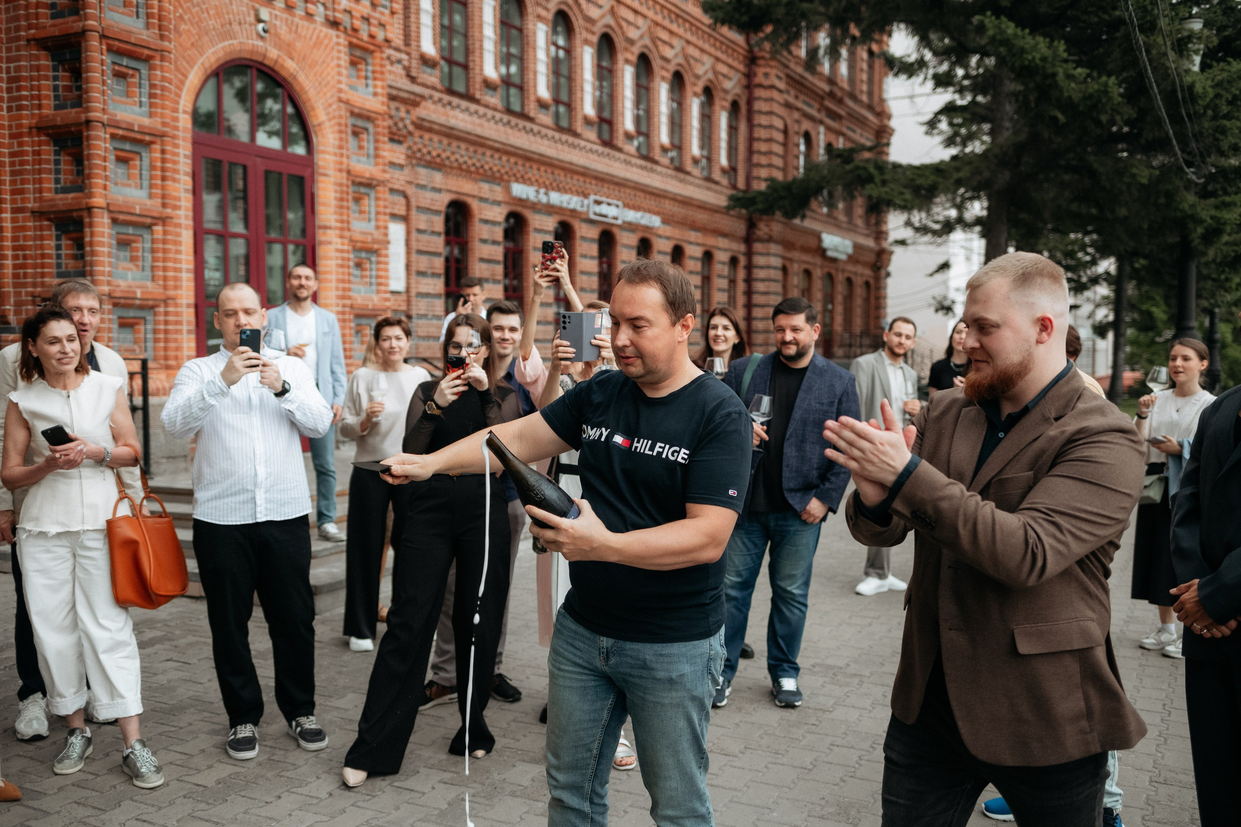 BY SIMPLE ВИНОТЕКА — ОТКРЫТИЕ. СВОИ. ФОТООТЧЕТЫ-СОБЫТИЯ-МЕСТА