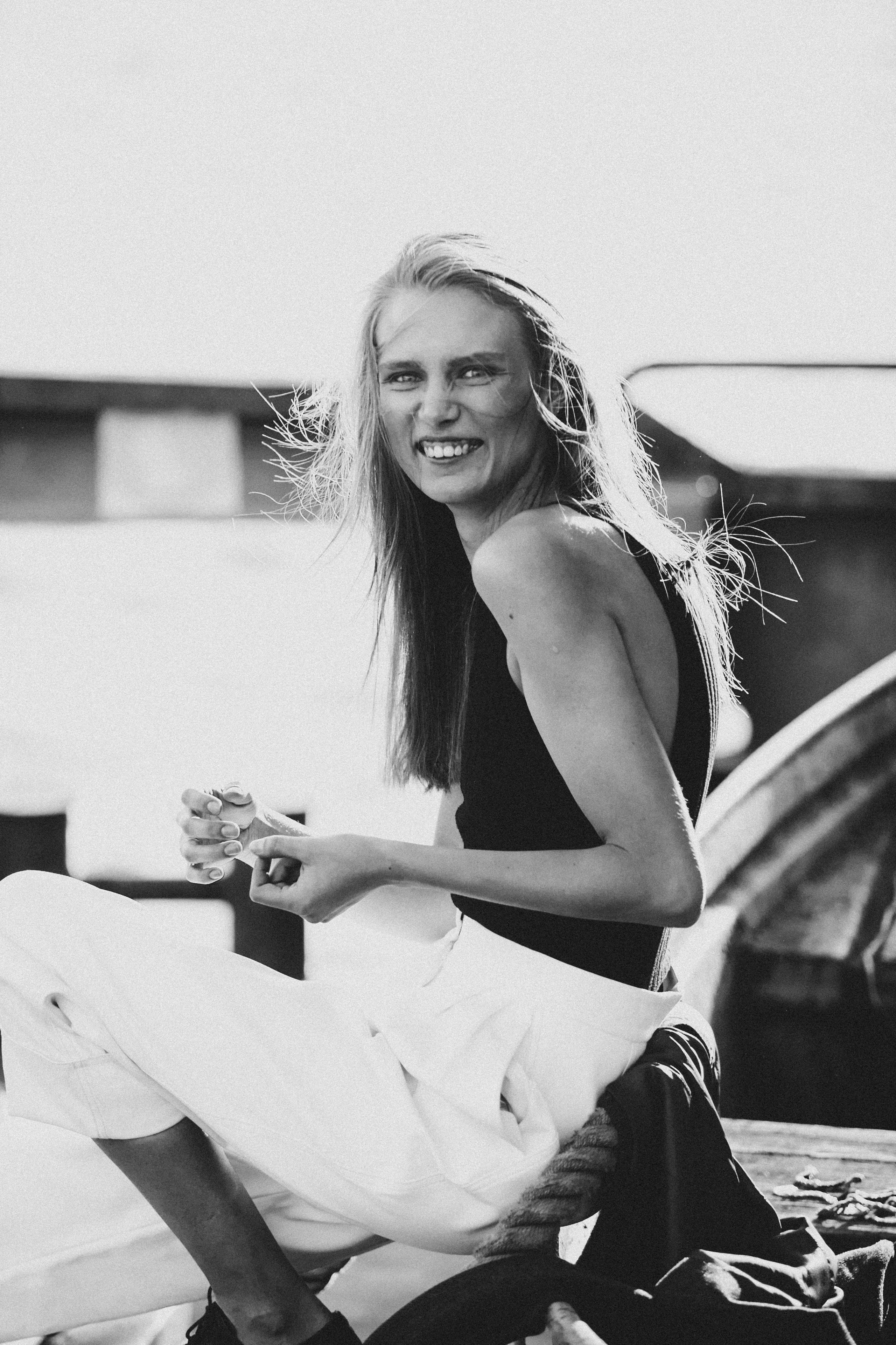 Чб фотосессия на причале. Фотограф Продюсер в горах КБР / Москва  Нальчик Горы