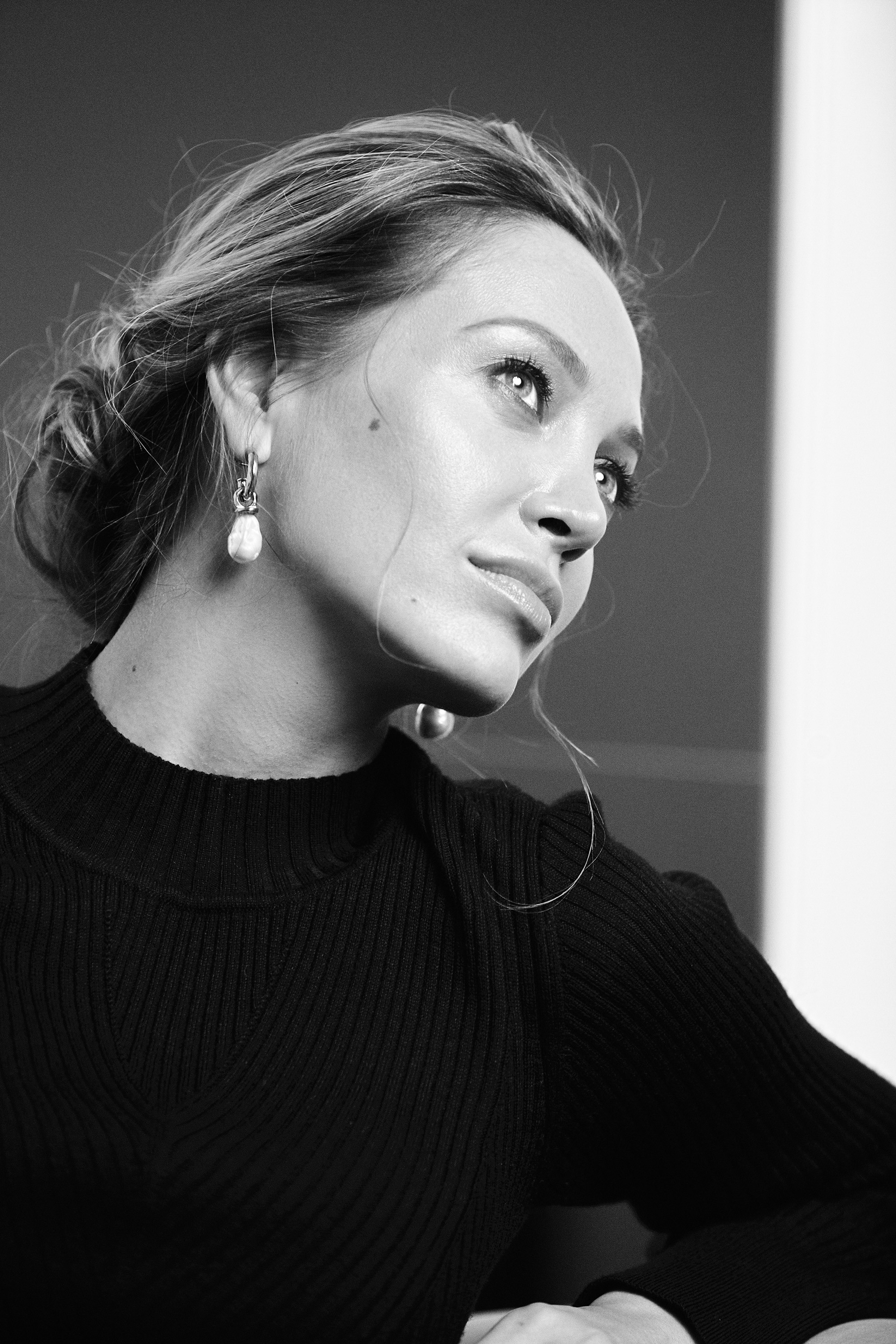 Чб портретная съемка. Фотограф Продюсер в горах КБР / Москва  Нальчик Горы