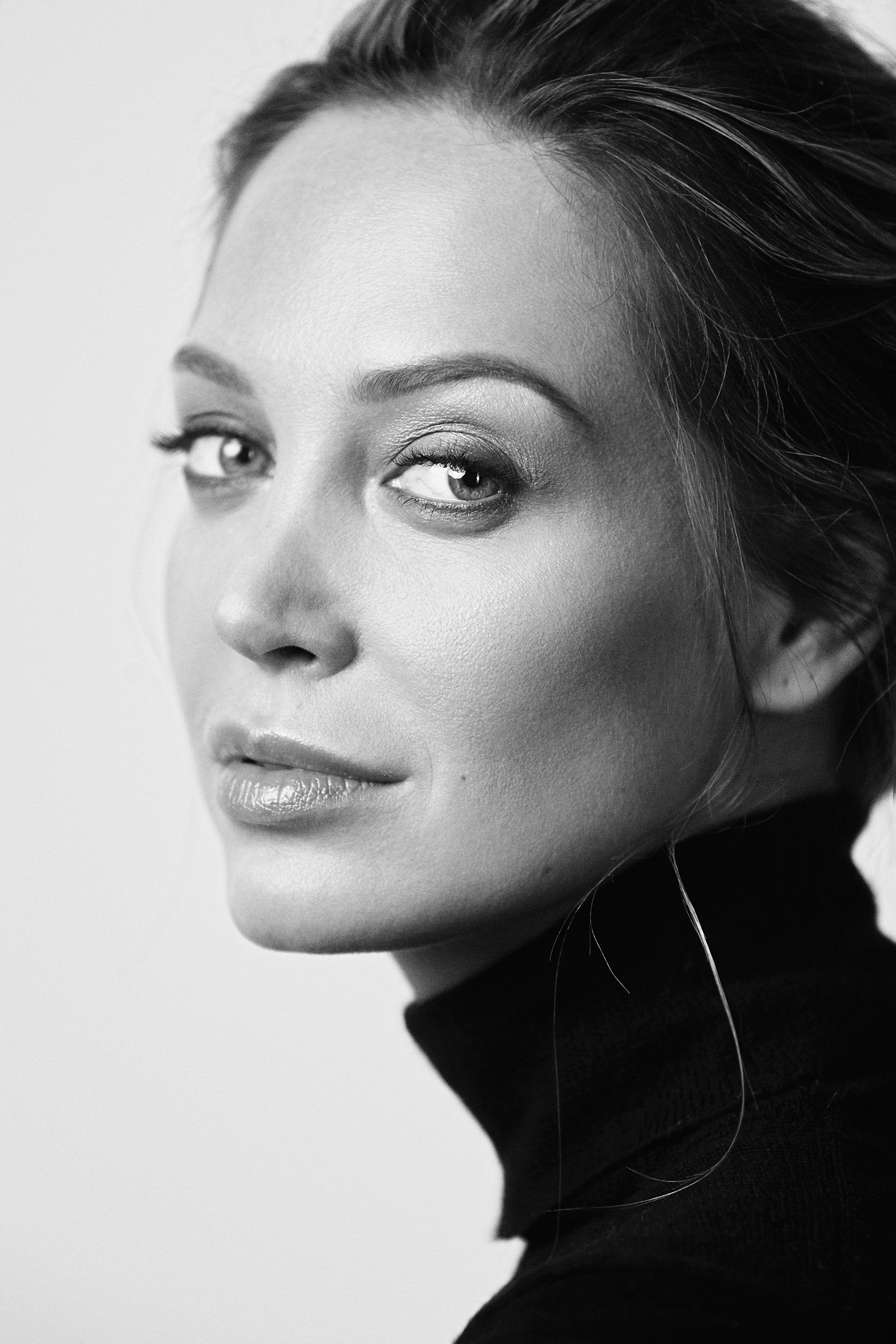 Чб портретная съемка. Фотограф Продюсер в горах КБР / Москва  Нальчик Горы