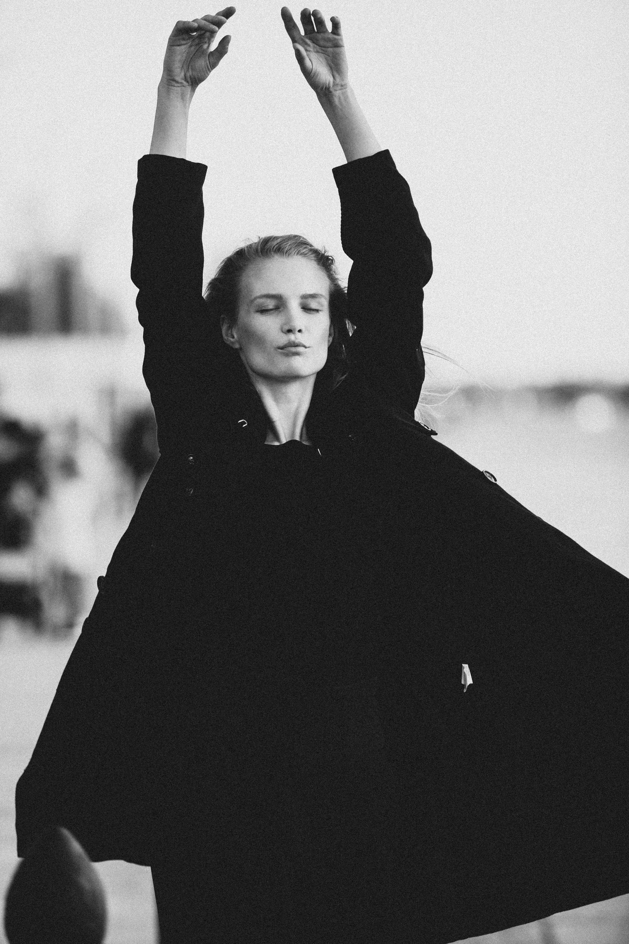 Чб фотосессия на причале. Фотограф Продюсер в горах КБР / Москва  Нальчик Горы