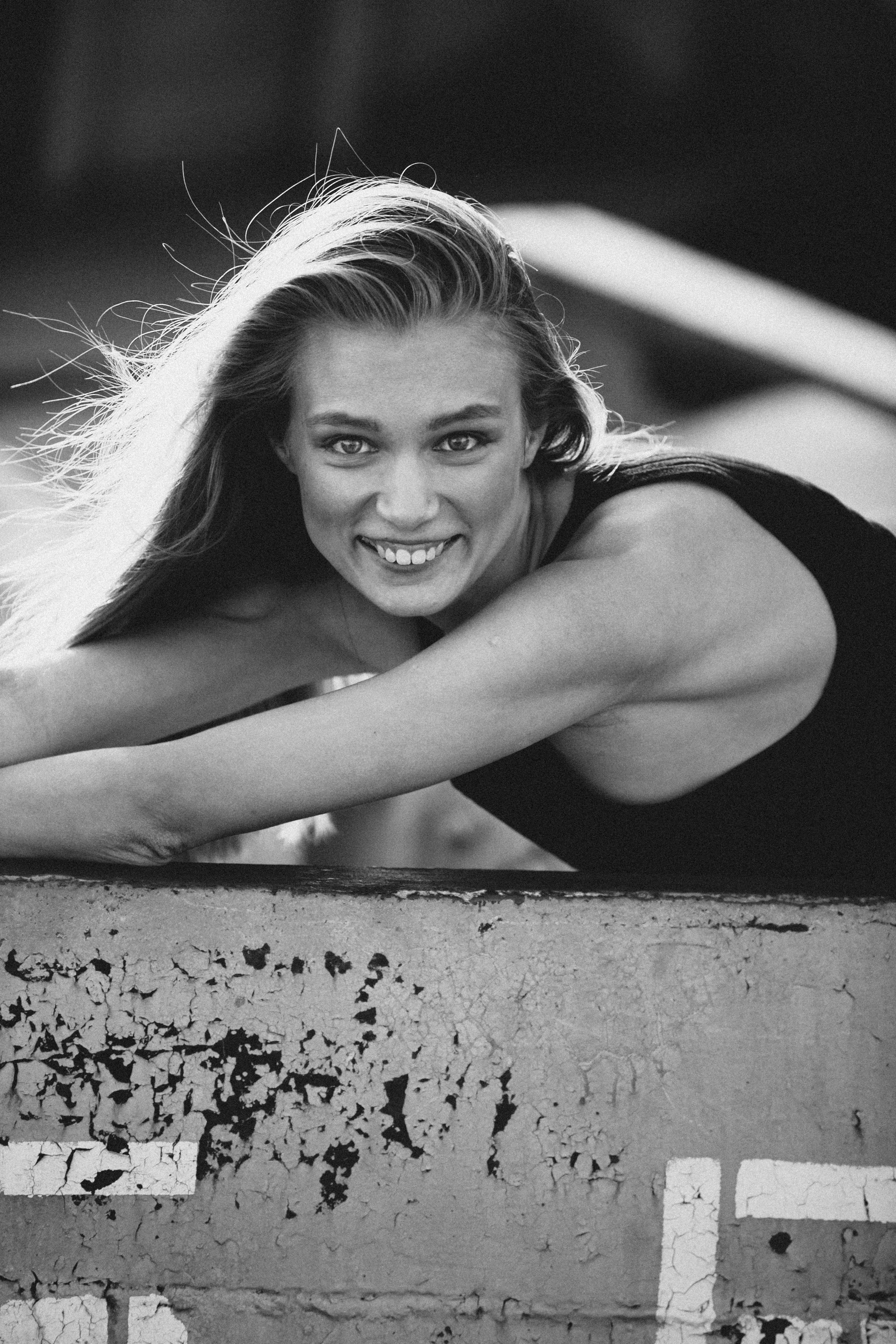 Чб фотосессия на причале. Фотограф Продюсер в горах КБР / Москва  Нальчик Горы