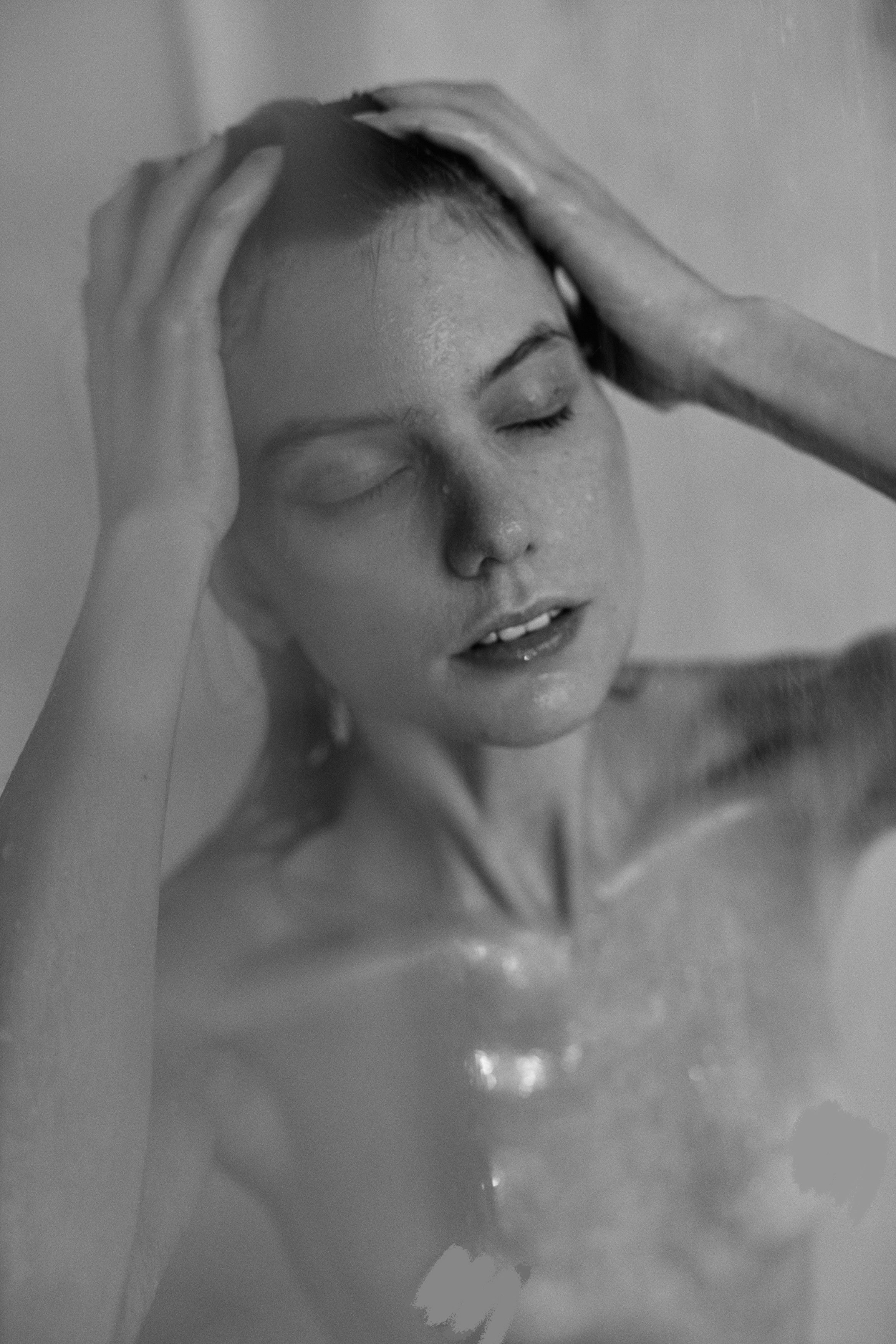 Женская фотосессия в Москве. Фотограф Продюсер в горах КБР / Москва  Нальчик Горы