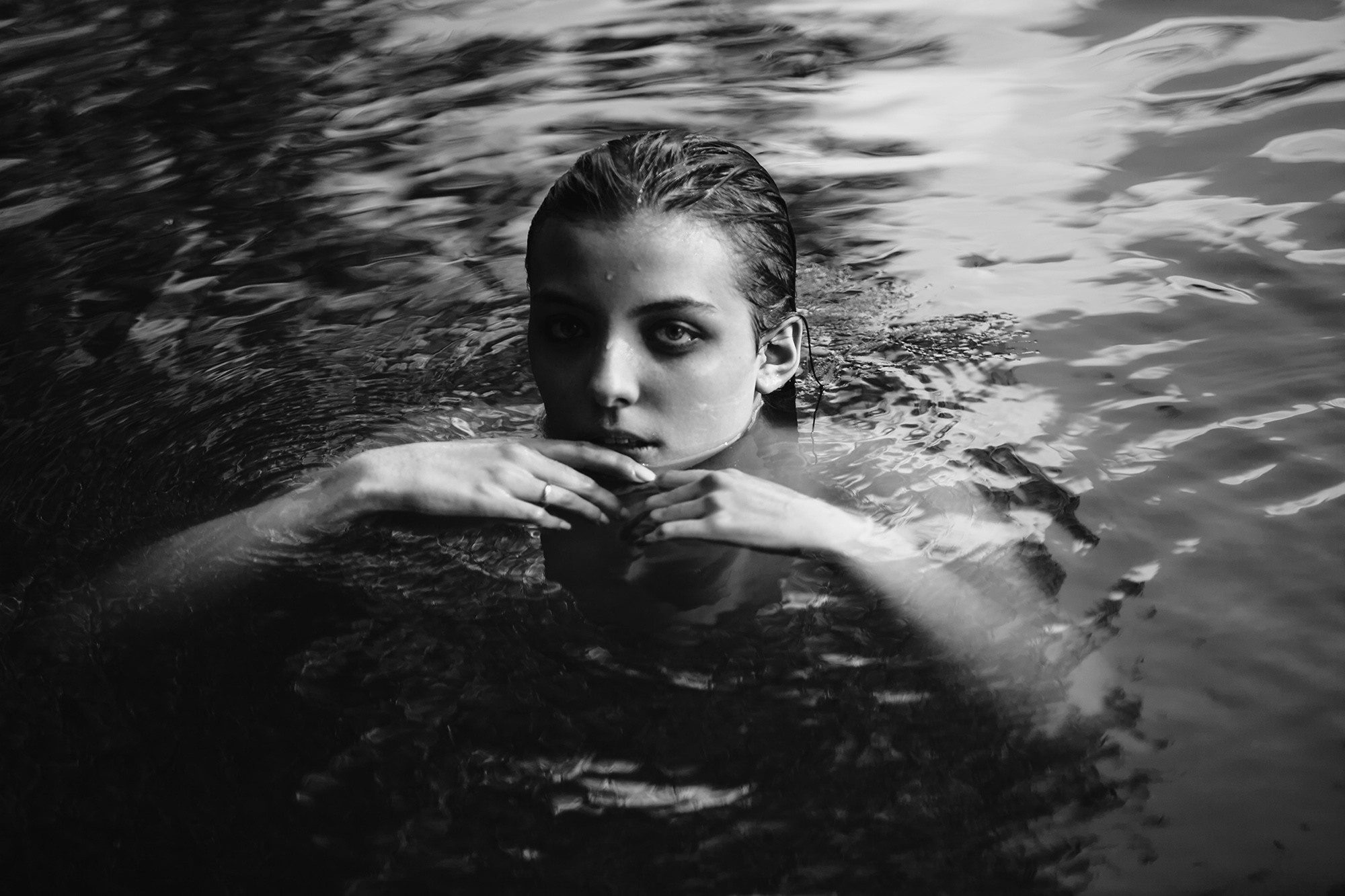 Фотосессия в воде. Фотограф Продюсер в горах КБР / Москва  Нальчик Горы