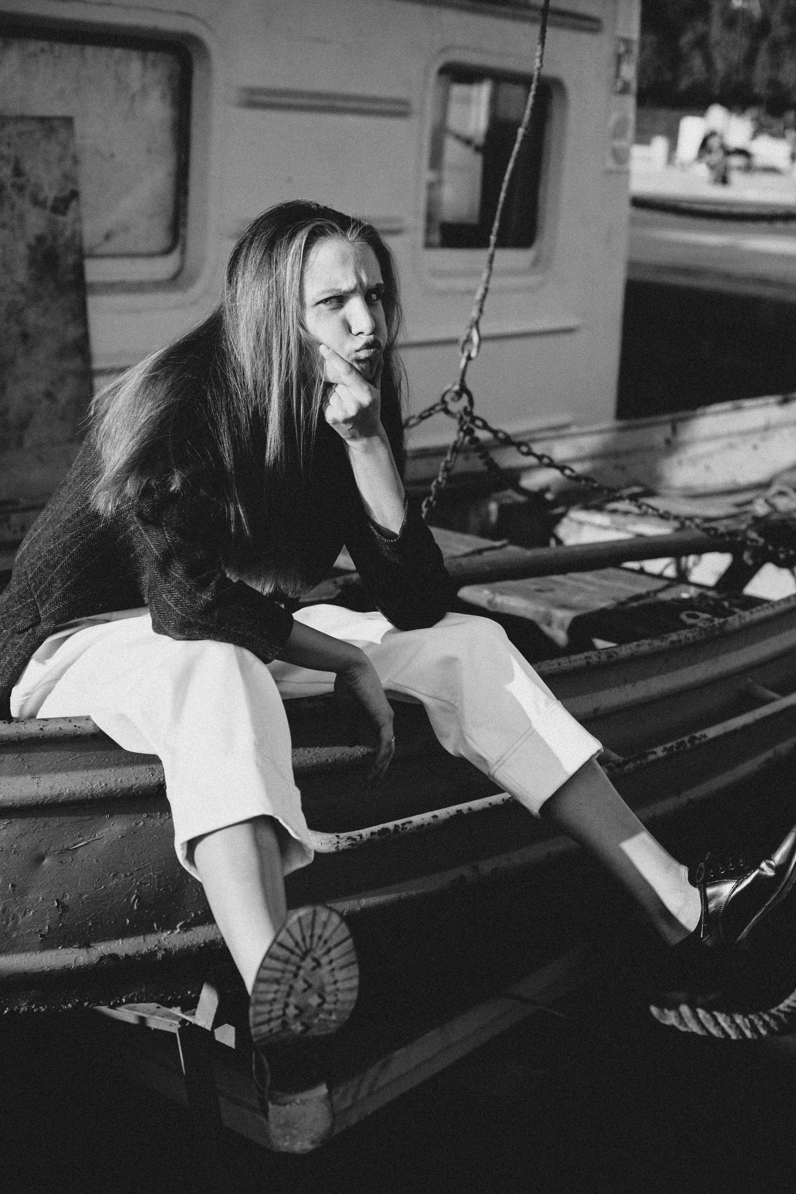 Чб фотосессия на причале. Фотограф Продюсер в горах КБР / Москва  Нальчик Горы