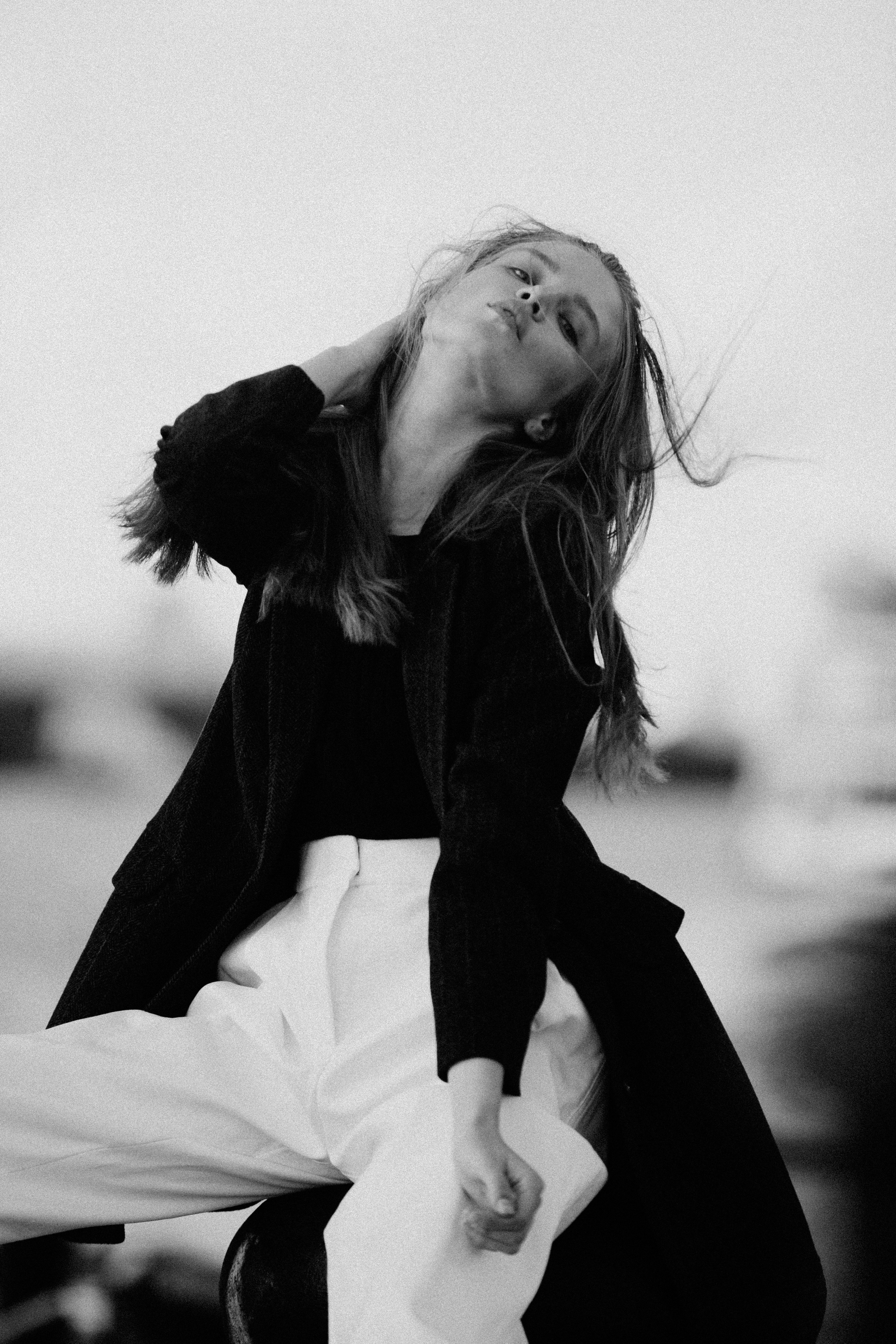 Чб фотосессия на причале. Фотограф Продюсер в горах КБР / Москва  Нальчик Горы