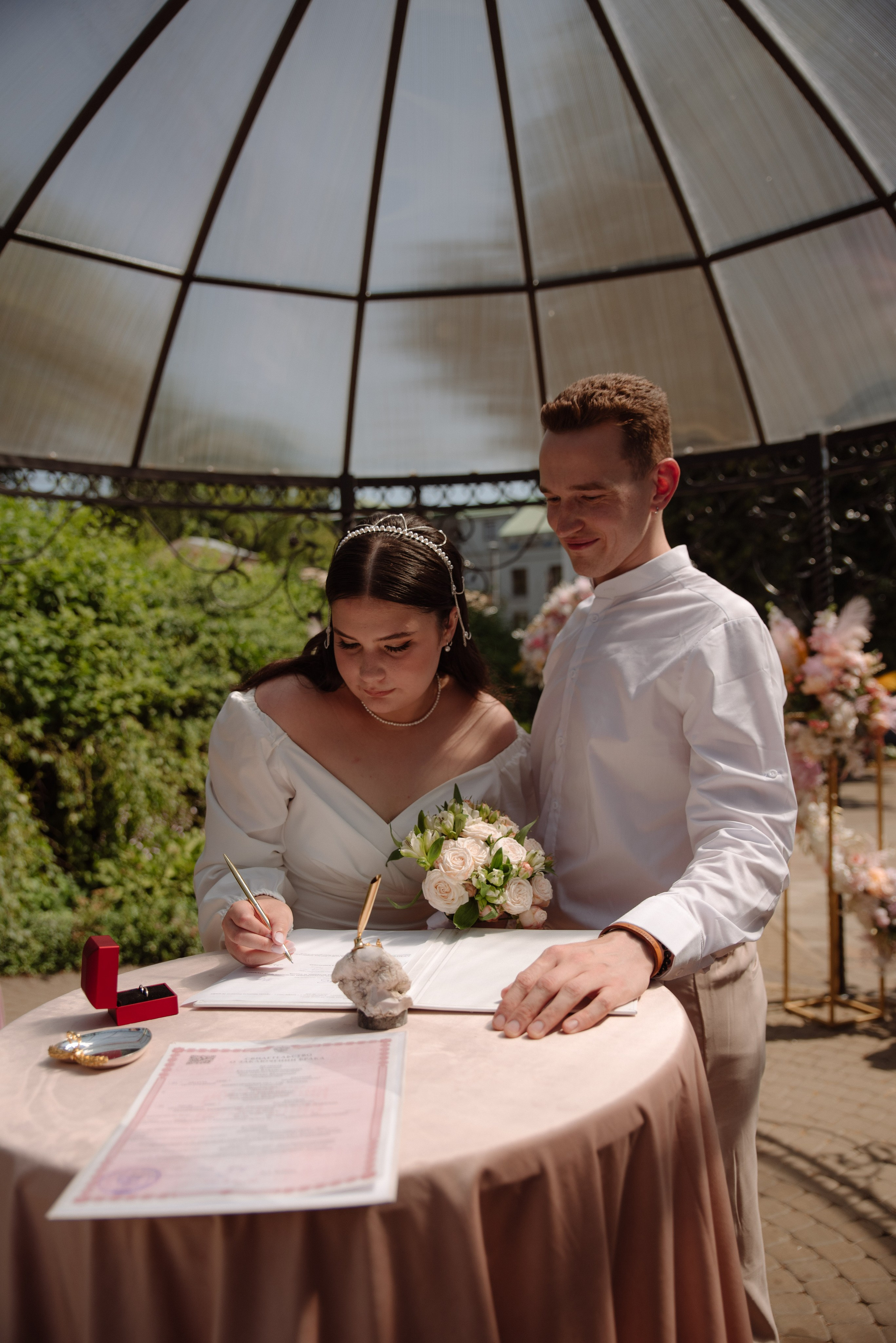 Вика и Женя. Обо мне