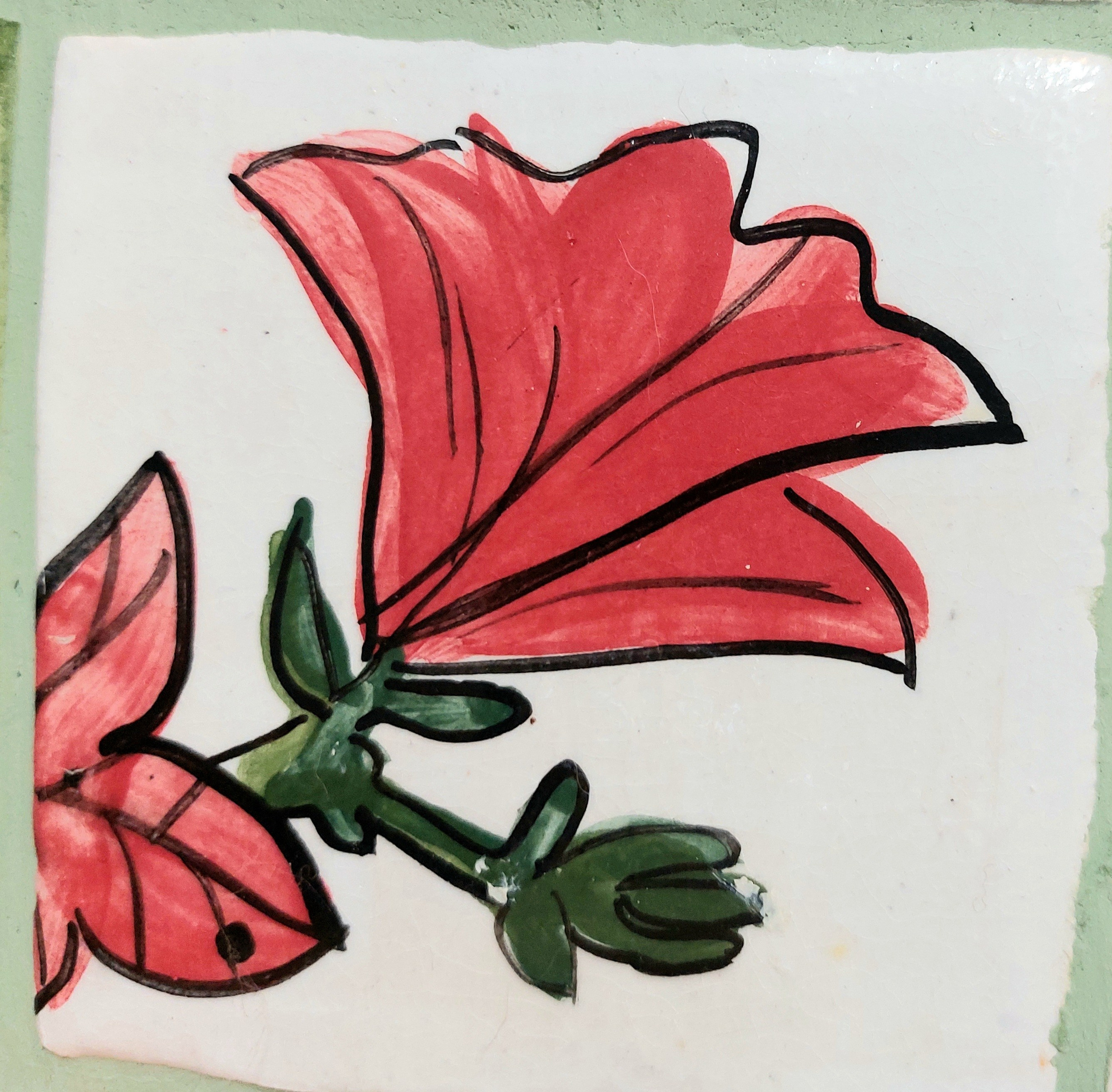 Много плиток-цветочков. Керамика с историей. Елена Рогалёва