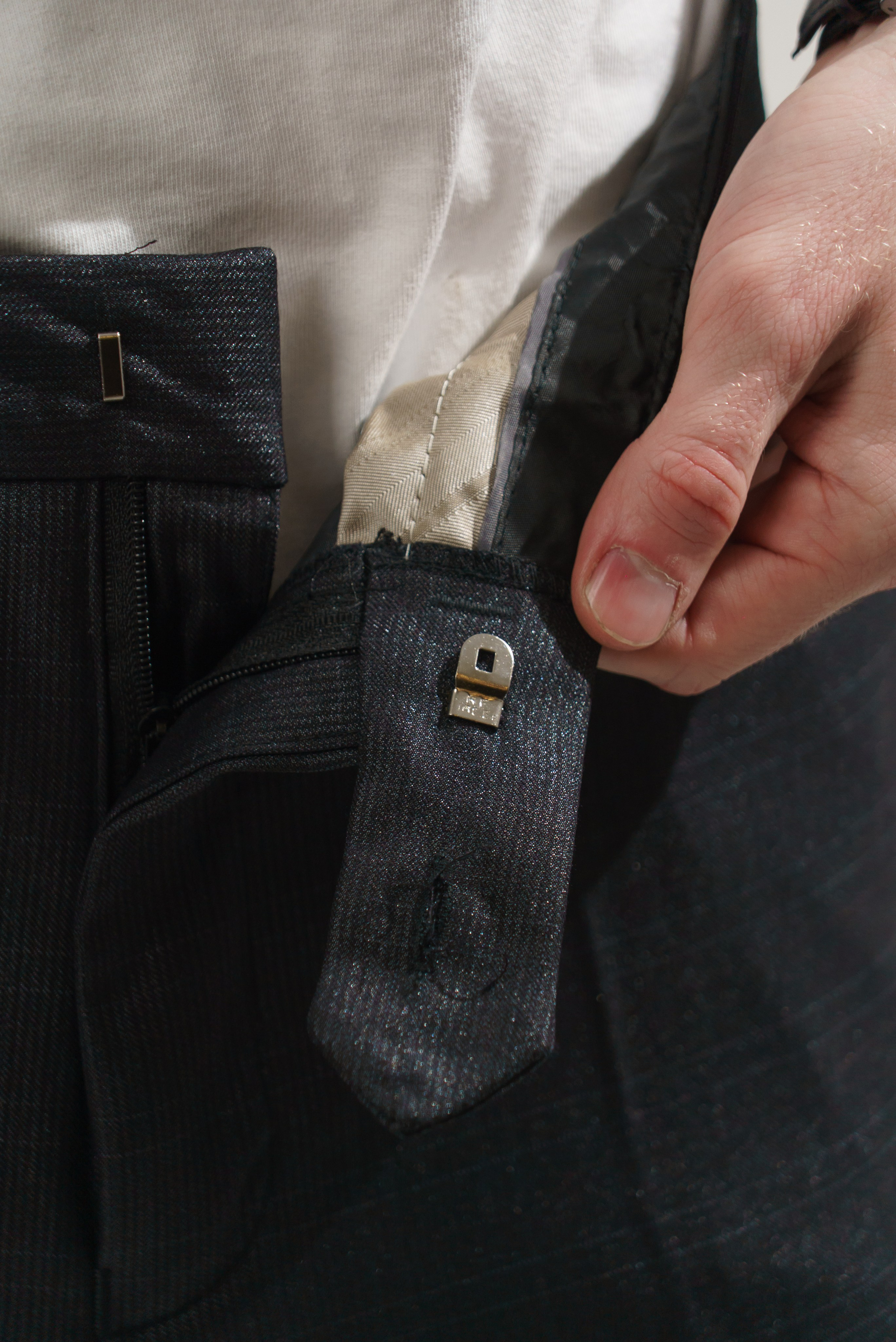 Предметная фотосъемка одежды для Wildberries и Ozon — бренды Краснодара. Фото и видеосъемка одежды для маркетплейсов Ozon, Wildberries. Шедевры для Вас! Фотограф и Видеограф в Краснодаре Пахиев Руслан