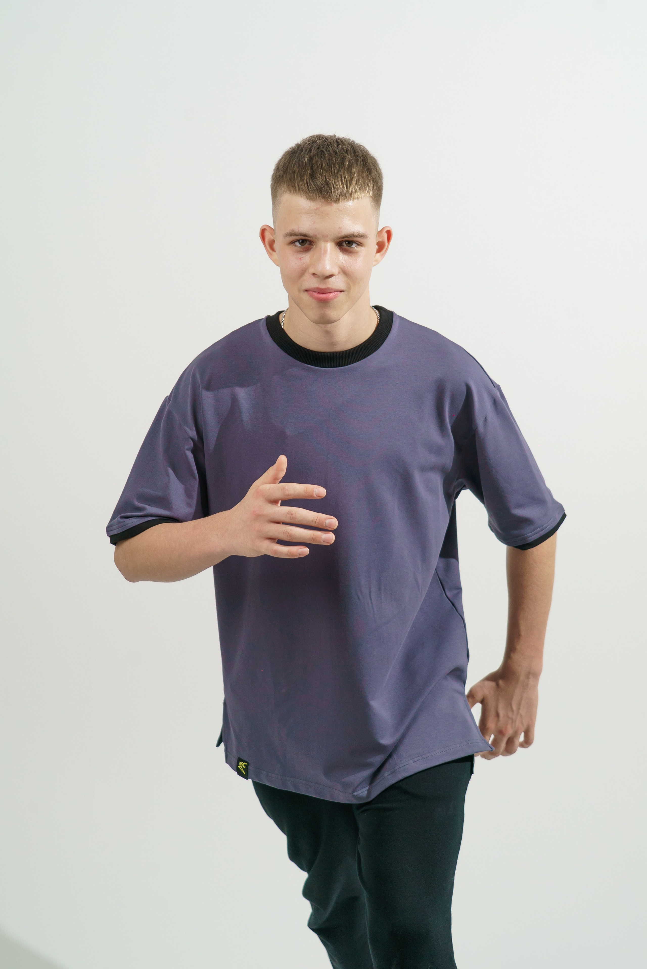 Предметная фотосъемка одежды для Wildberries и Ozon — бренды Краснодара. Фото и видеосъемка одежды для маркетплейсов Ozon, Wildberries. Шедевры для Вас! Фотограф и Видеограф в Краснодаре Пахиев Руслан