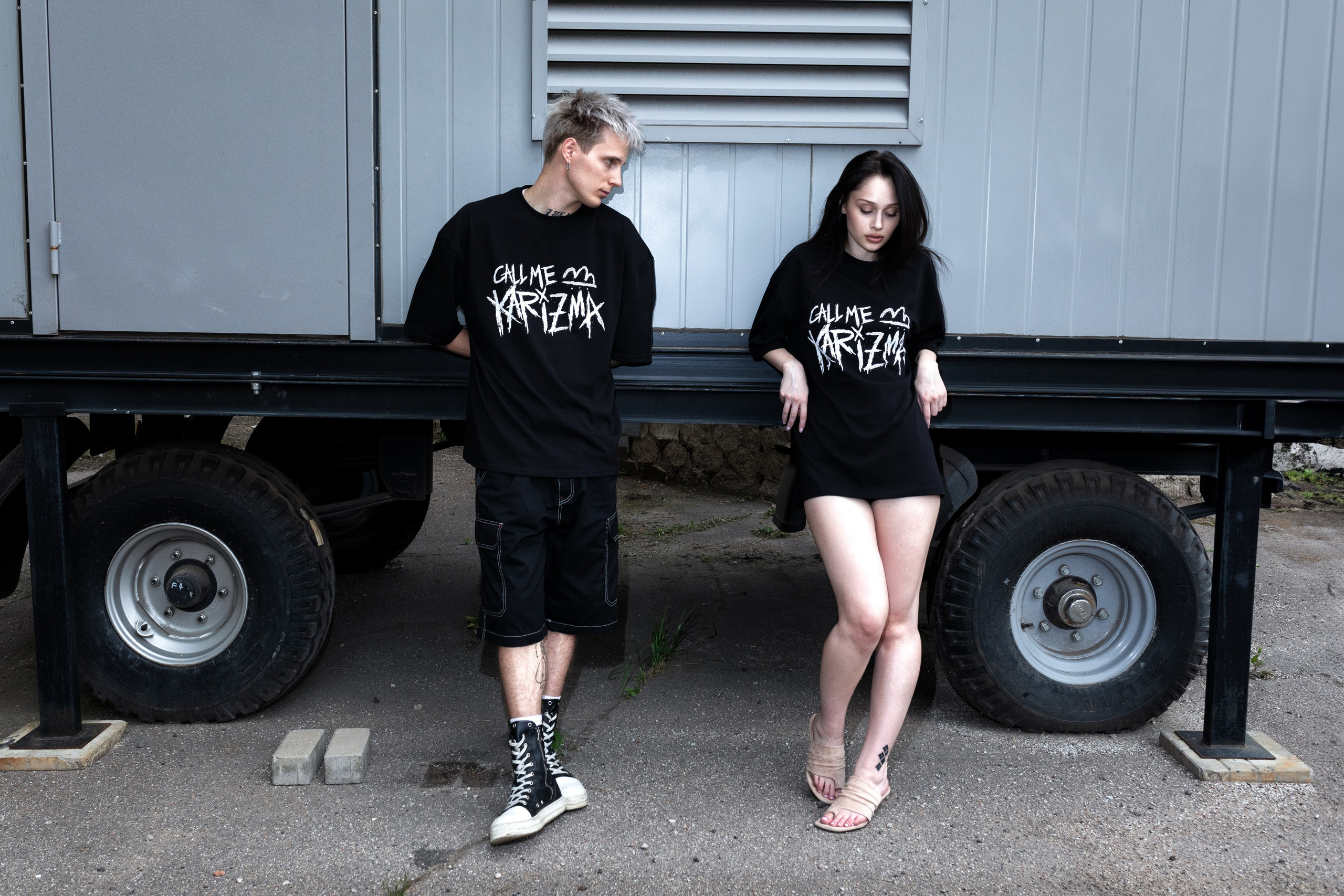 Мерч Call Me Karizma. Kayala