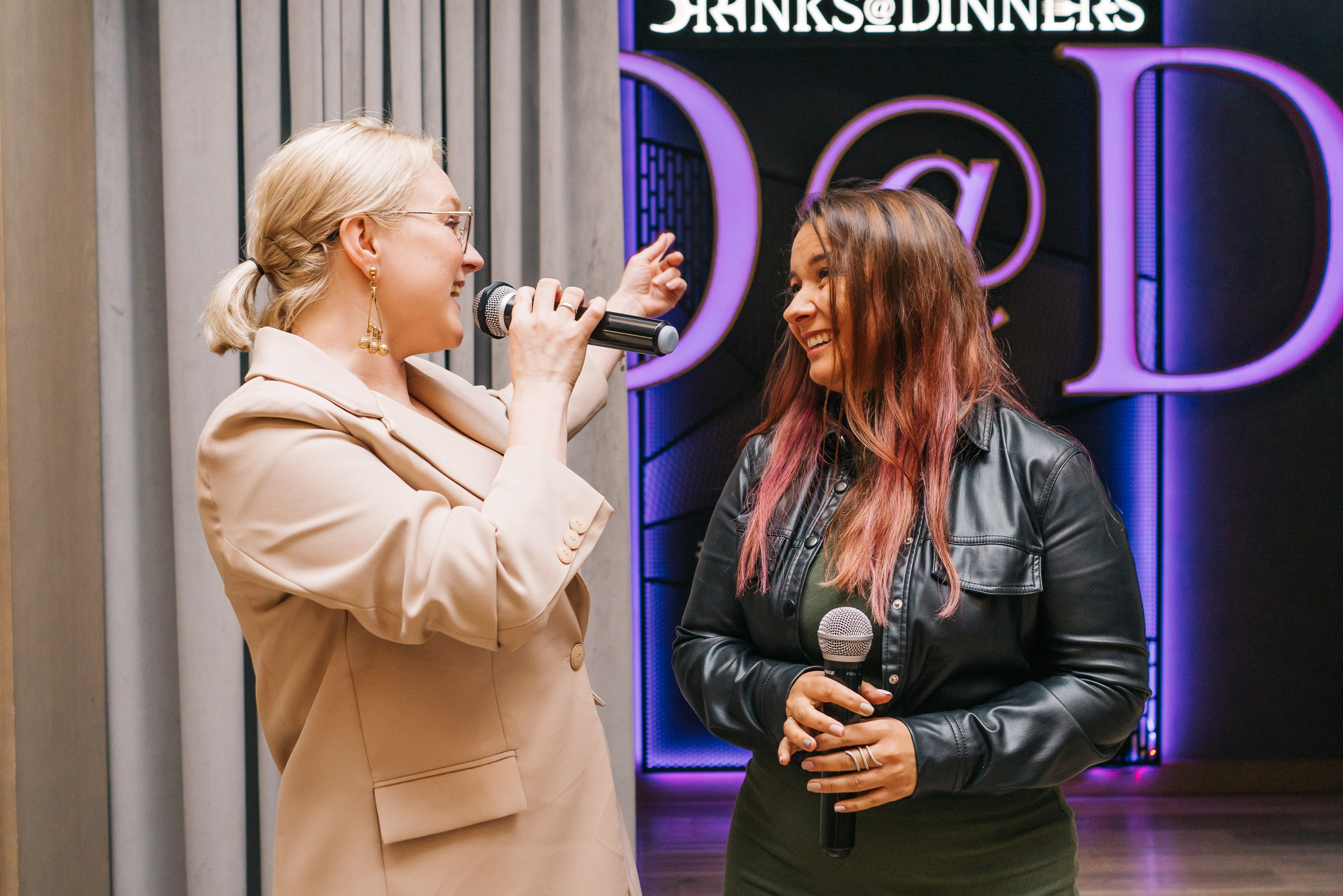 Бизнес-стендап. Женский фотограф в Москве Анастасия Сидорова