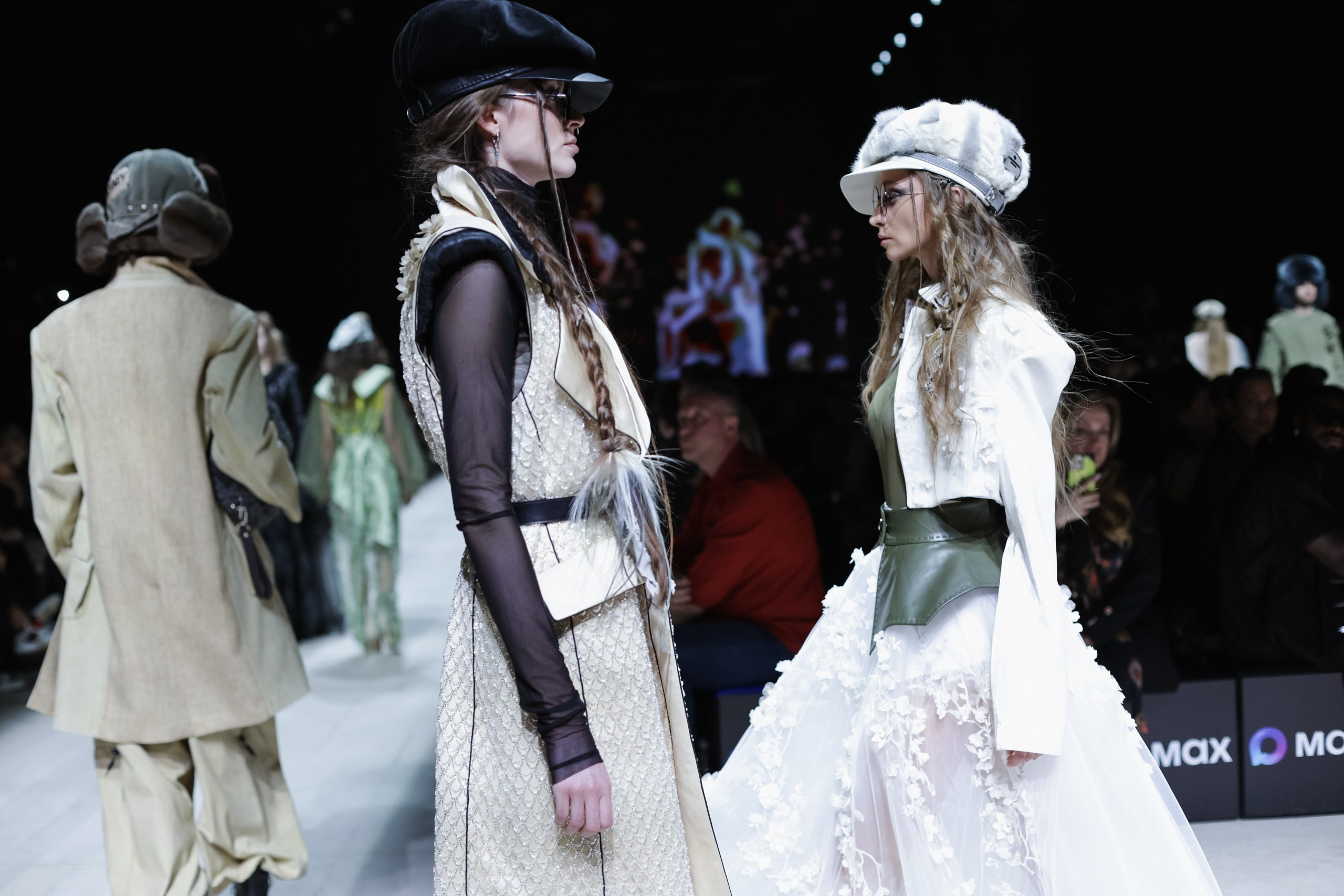 Показ IGOR GULYAEV — Moscow Fashion Week 19/03. Jane Kudryavtseva | MODEL PHOTO, PORTRAIT & EVENTS