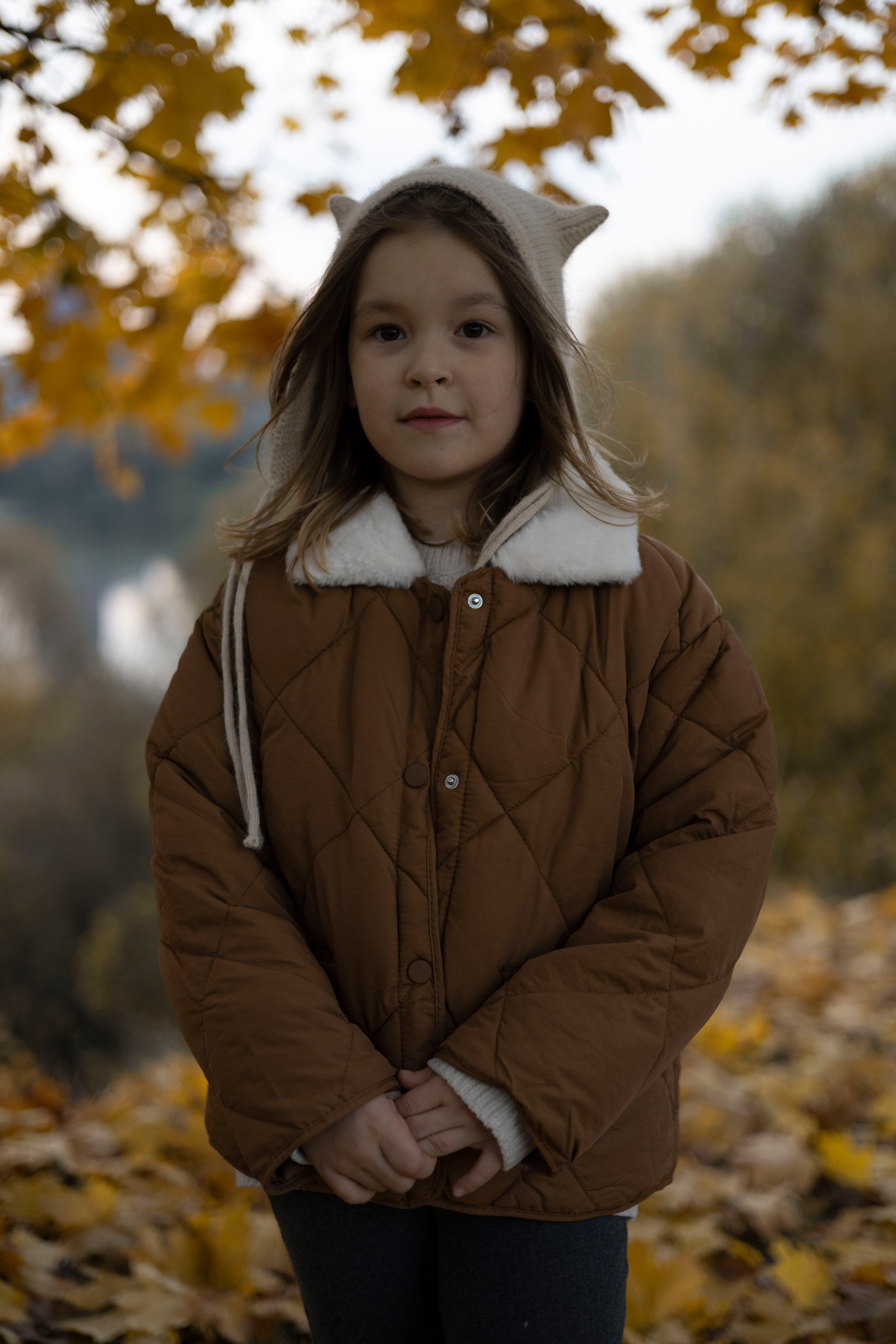 Осенняя прогулка папы с дочками. Семейный и детский фотограф в Москве Анастасия Мурга