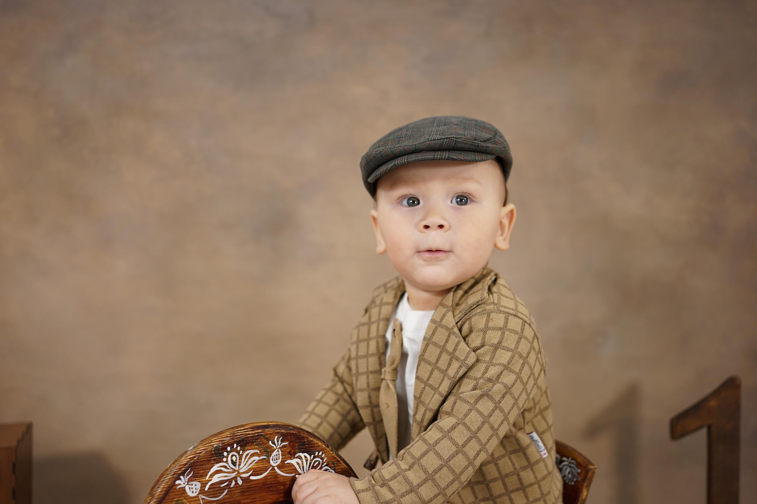 Фотозоны на ХОЛСТЕ. Детская Фотостудия ГОДОВАСИКИ в Санкт-Петербурге фотосесия на годик