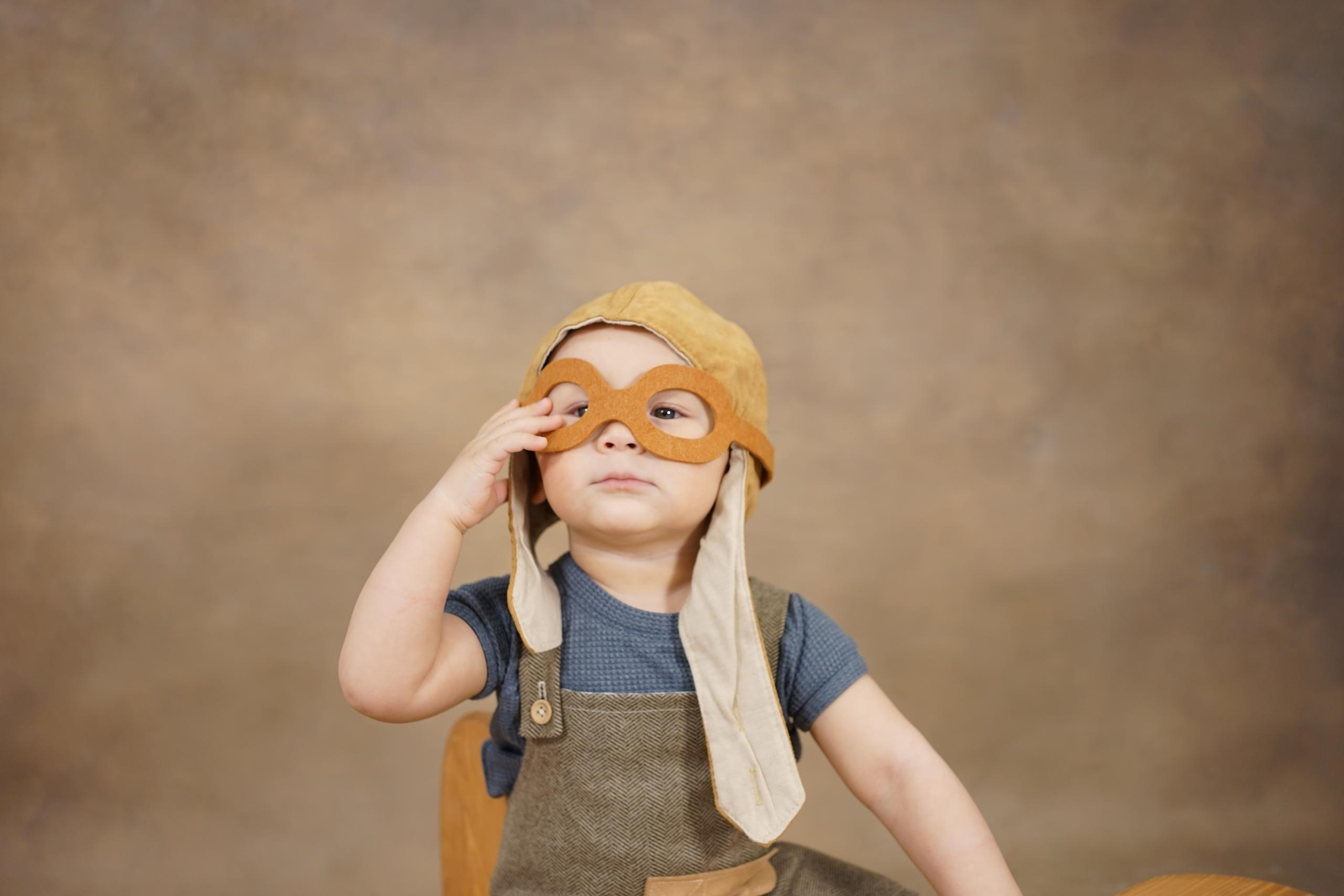 Фотозоны на ХОЛСТЕ. Детская Фотостудия ГОДОВАСИКИ в Санкт-Петербурге фотосесия на годик