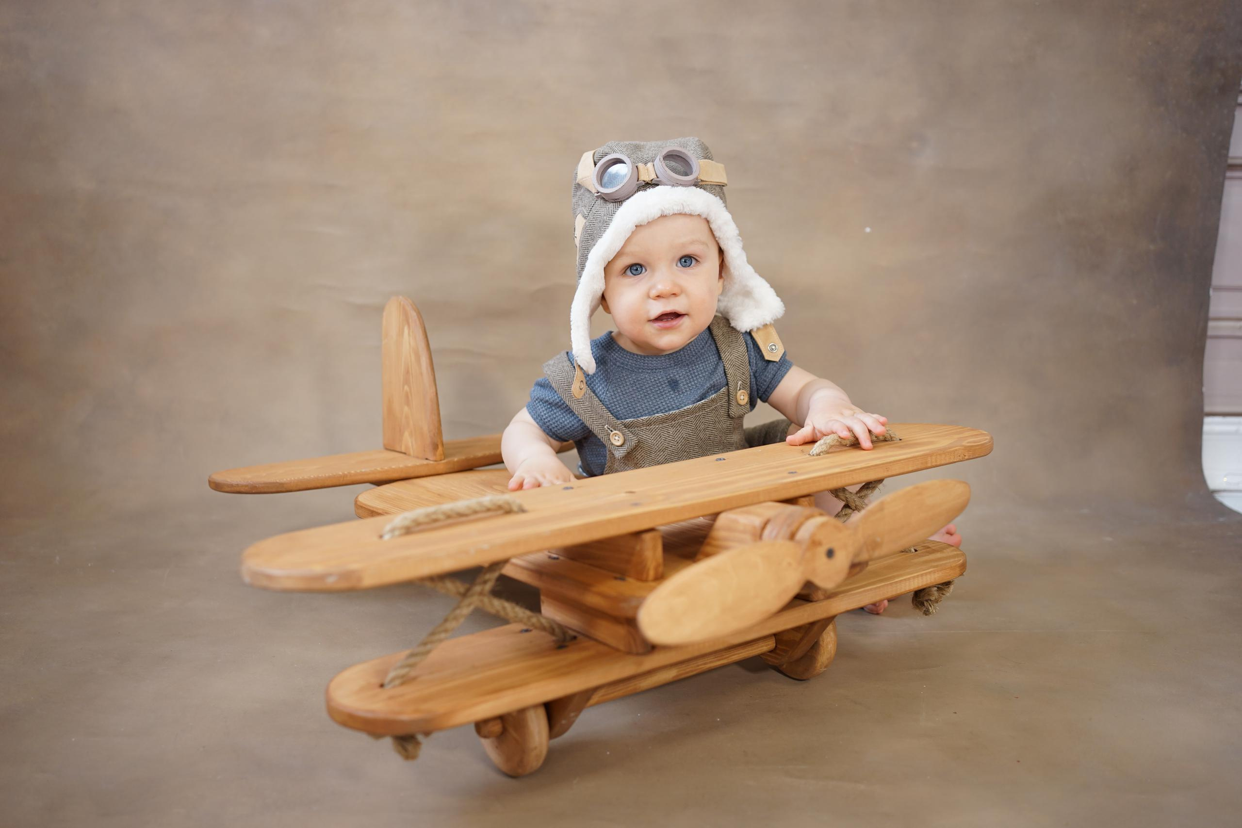 Фотозоны на ХОЛСТЕ. Детская Фотостудия ГОДОВАСИКИ в Санкт-Петербурге фотосесия на годик