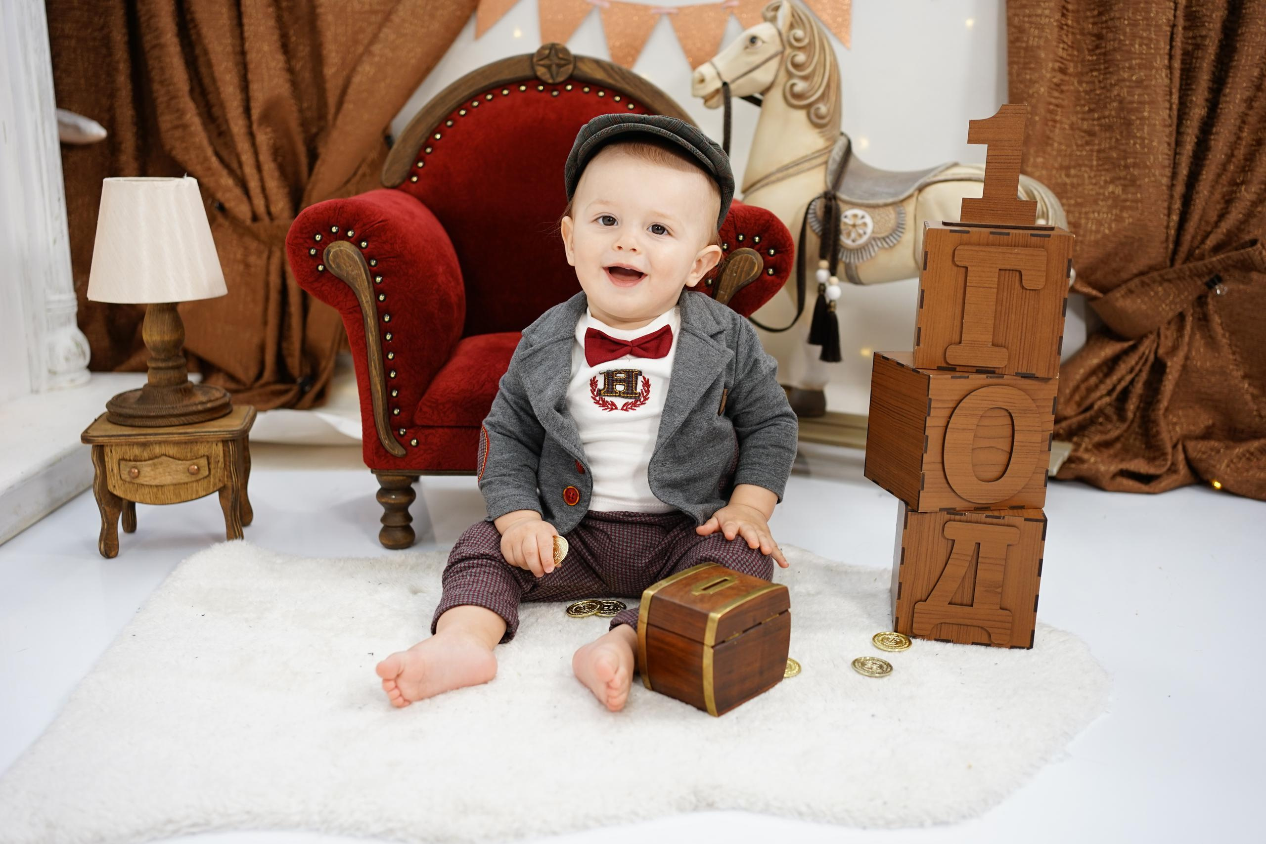 Фотосессия на Годик для Мальчиков. Детская Фотостудия ГОДОВАСИКИ в Санкт-Петербурге фотосесия на годик
