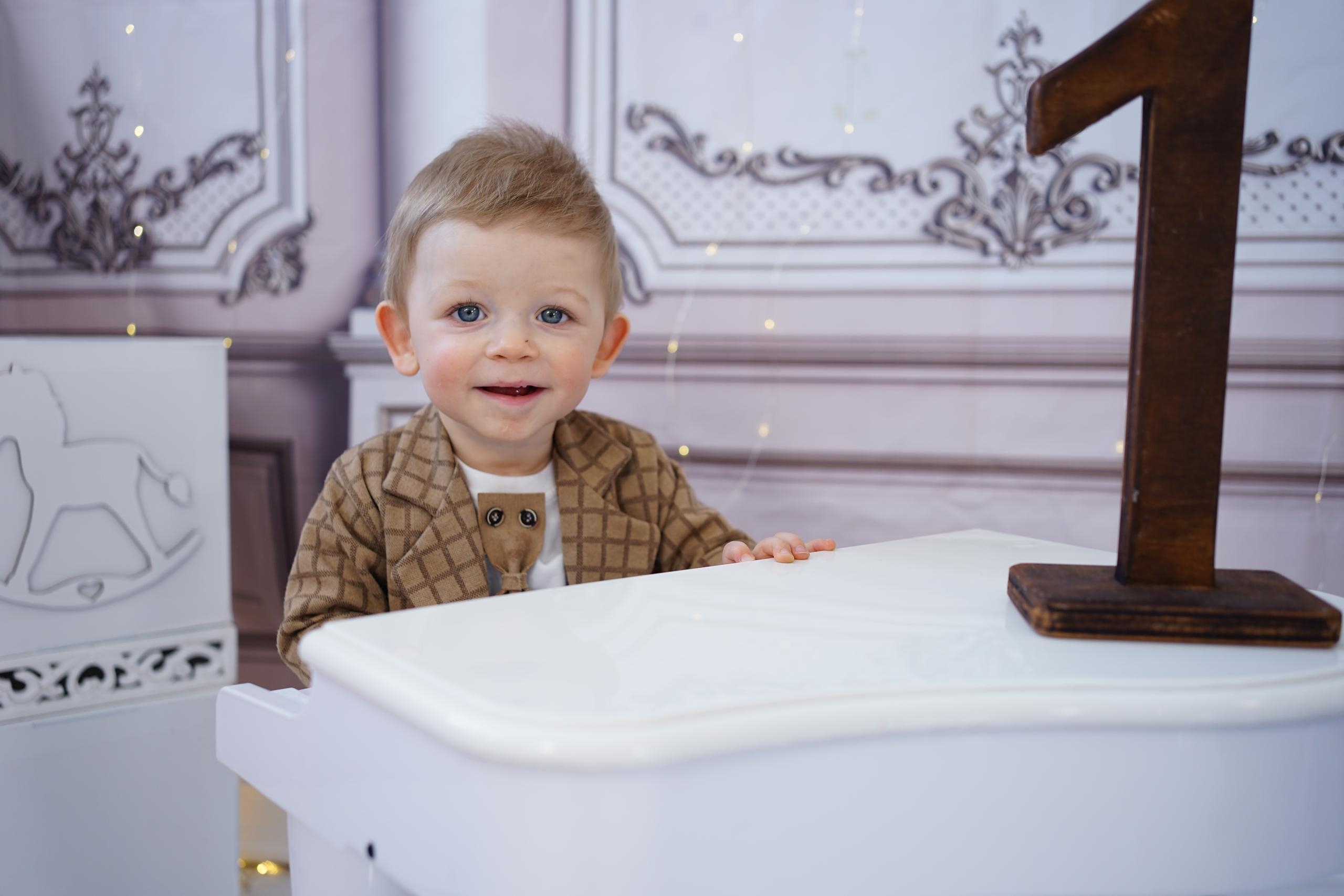 Фотосессия на Годик для Мальчиков. Детская Фотостудия ГОДОВАСИКИ в Санкт-Петербурге фотосесия на годик