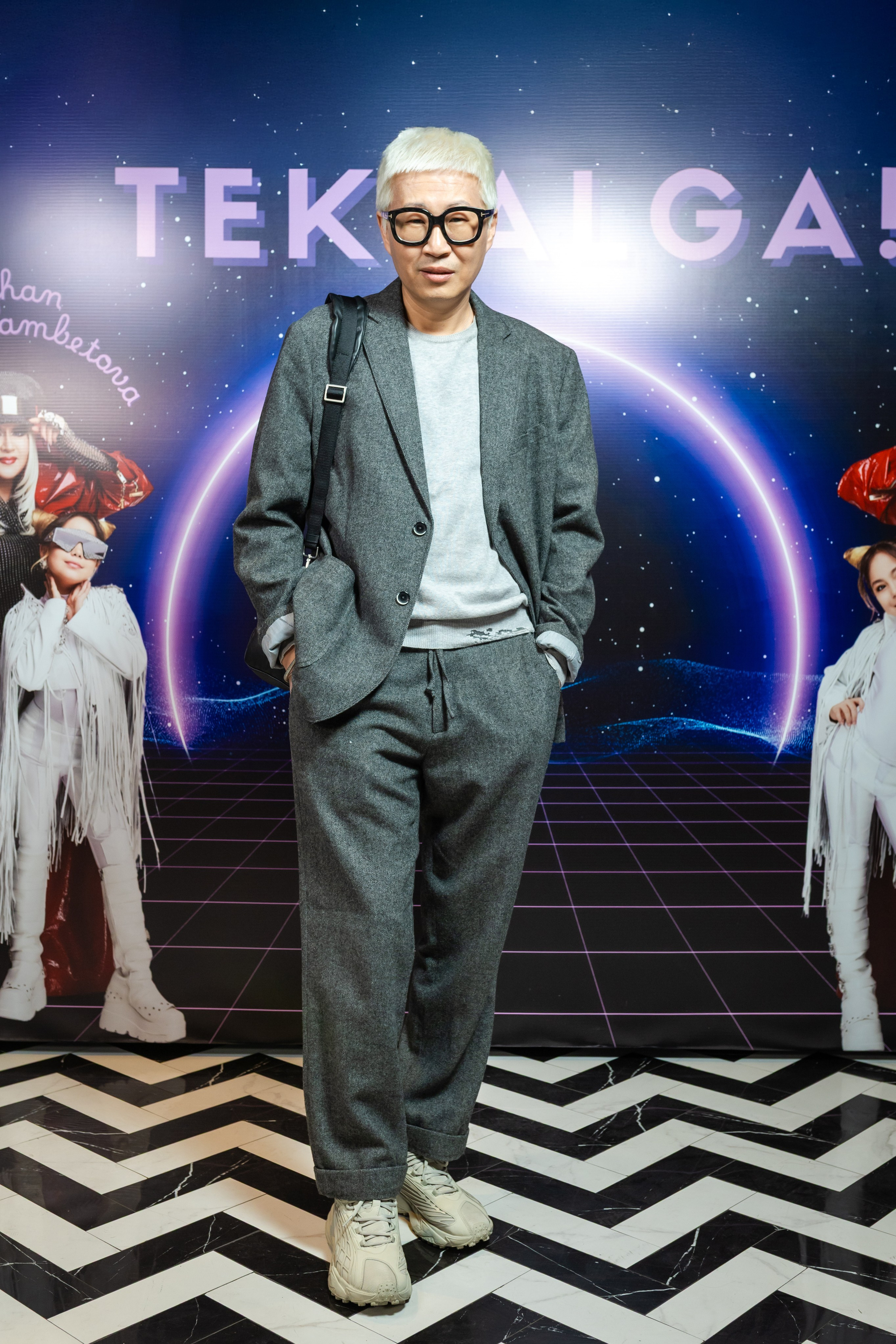 Репортажная фотосъёмка мероприятий в Алматы — презентация клипа | Jora Abramov фотограф. Коммерческий и репортажный фотограф в Алматы — Jora Abramov