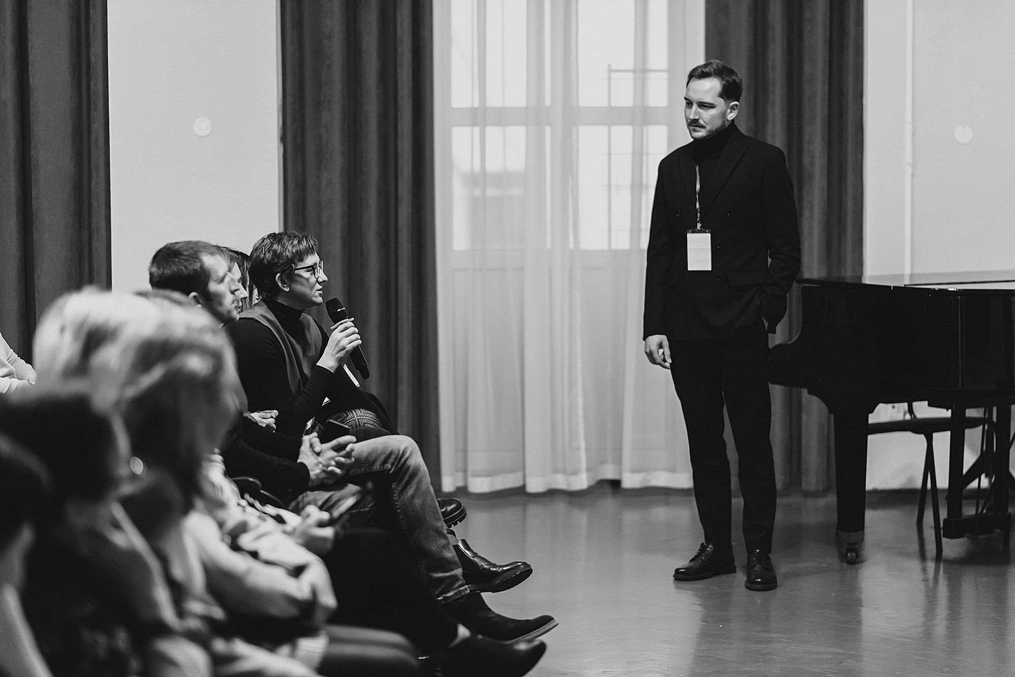 25.11.23 | Лекторий № 41 «Искусство жить в искусственном свете» Лекция Марии Васильевой. Фотограф Роман Рудаков