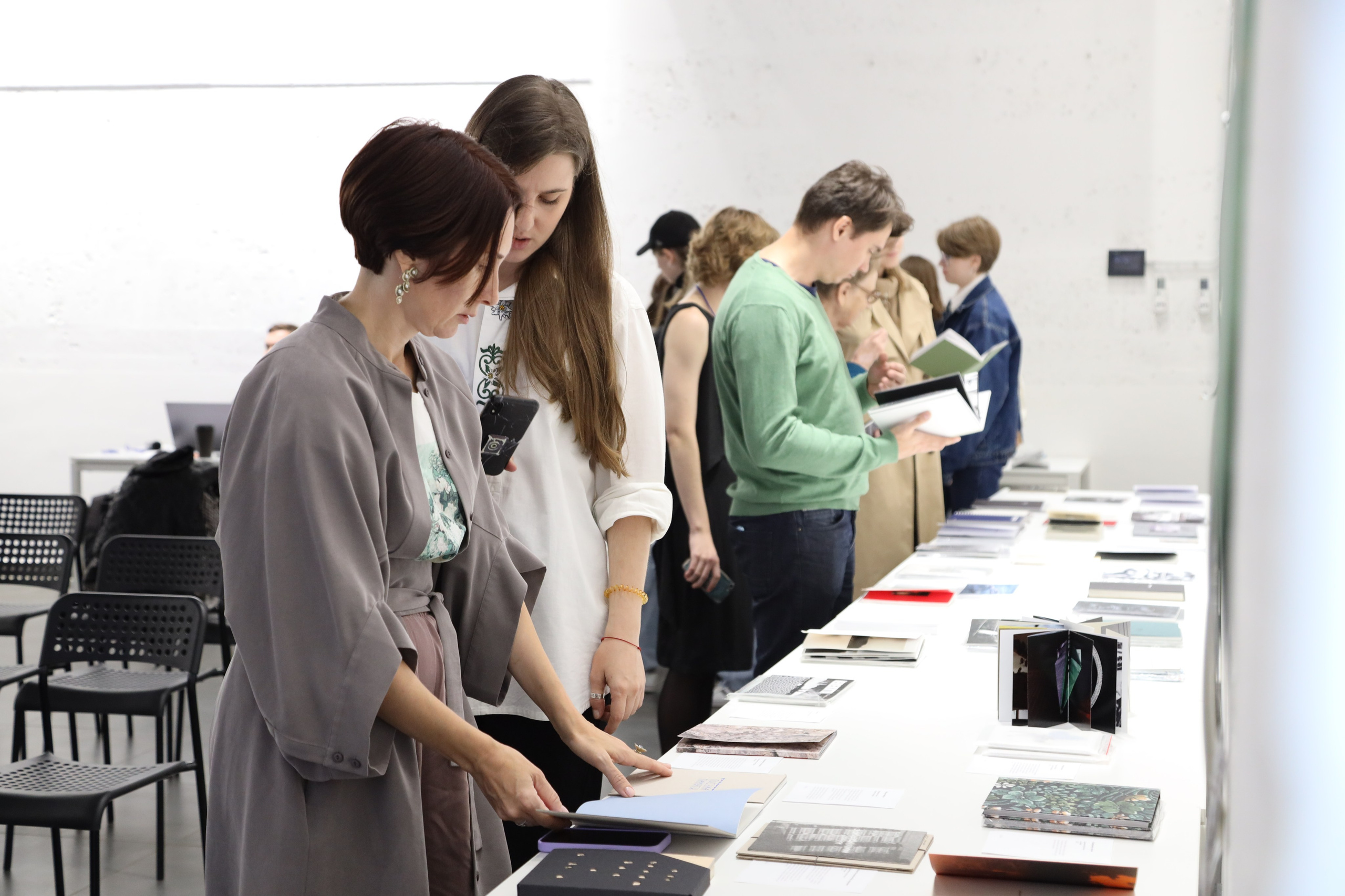 Разворот, фестиваль зинов, 9–10 сентября 2023, Доме архитектора, Воронеж. Лера Круглова