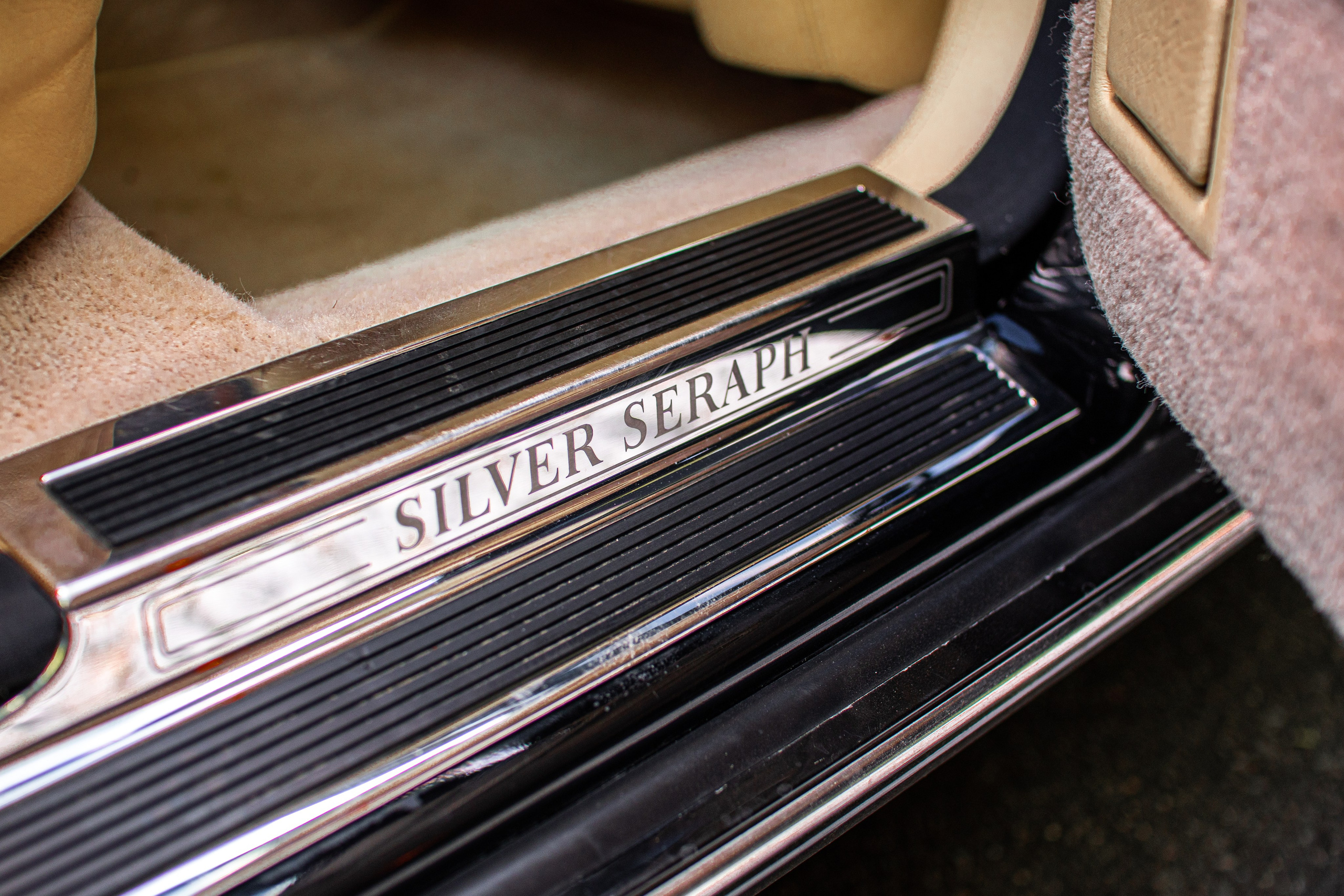 Фотосъемка Rolls-Royce в яхт-клубе в Москве. Жуков Илья  свадебный фотограф в Москве