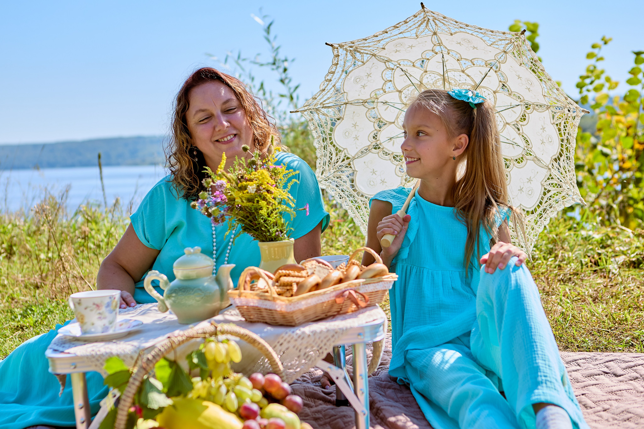Портрет семьи на берегу реки Оки в Дзержинске фото Николая Голованова