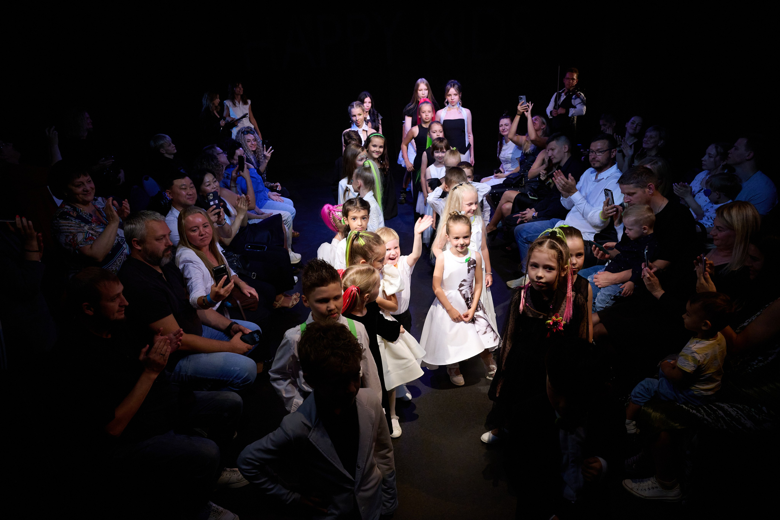 Выпускной модельной школы Happy Kids. Портретный фотограф Санкт-Петербург Владимир Веселов
