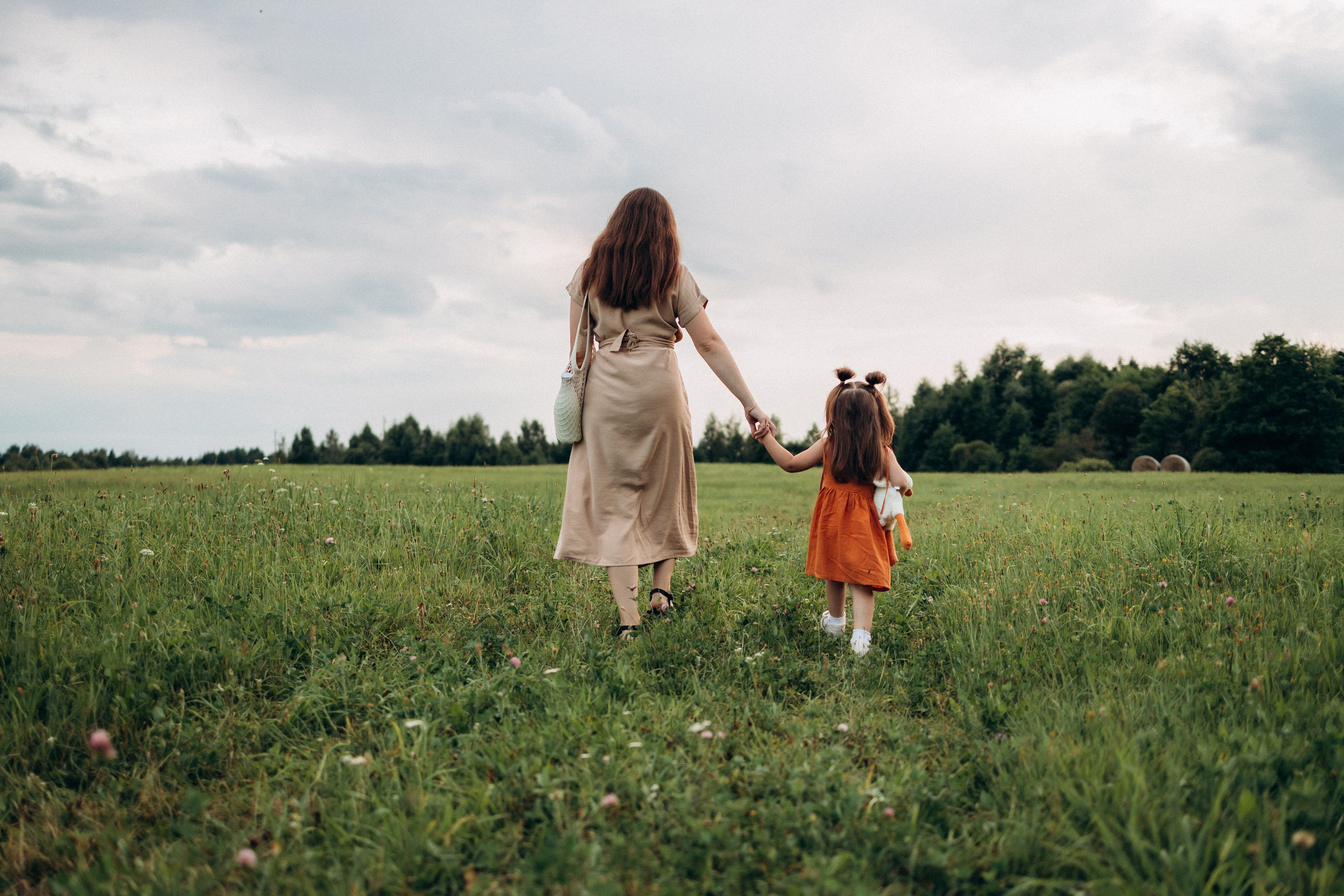Катя и малышка Аня. Фотограф Елена Рябцева