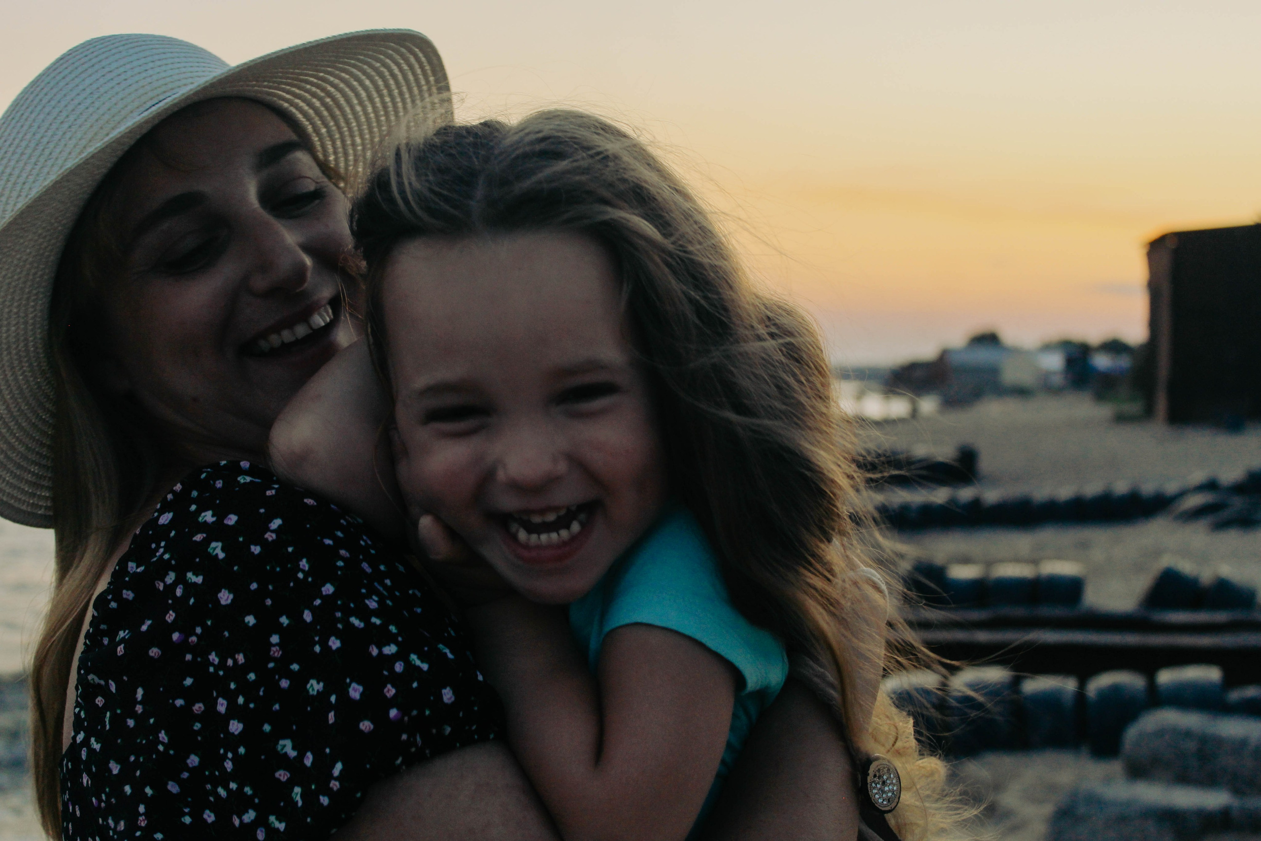 Два поколения. Илья Чемис — Фотограф в Мариуполе